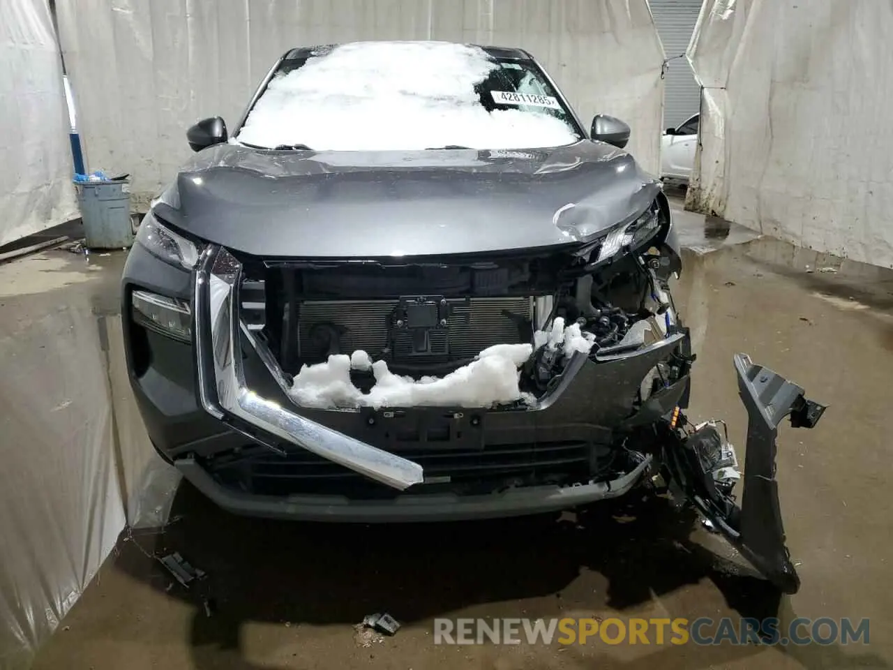 5 Photograph of a damaged car 5N1BT3BBXNC724876 NISSAN ROGUE 2022