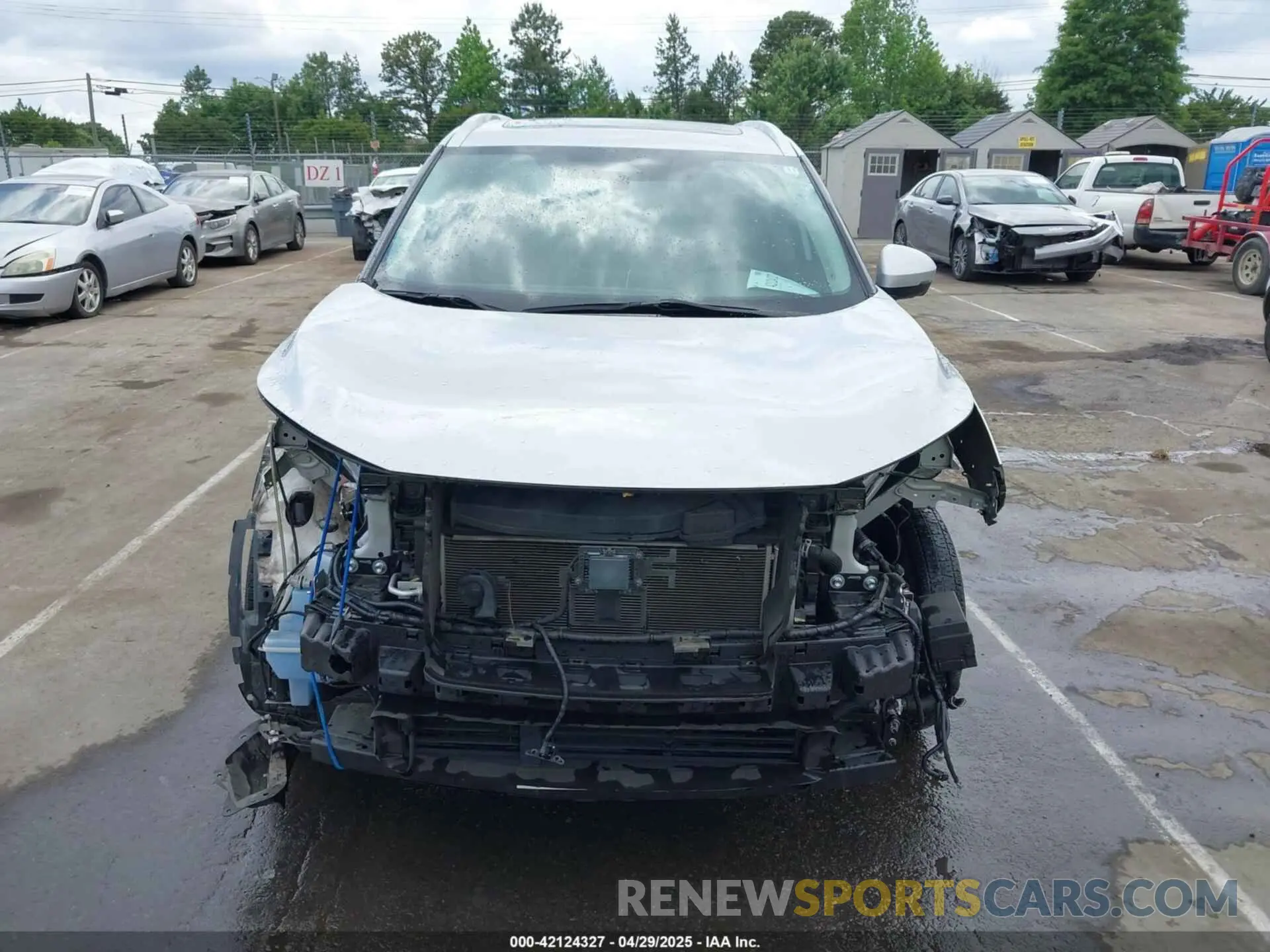 13 Photograph of a damaged car 5N1BT3CA3NC716219 NISSAN ROGUE 2022