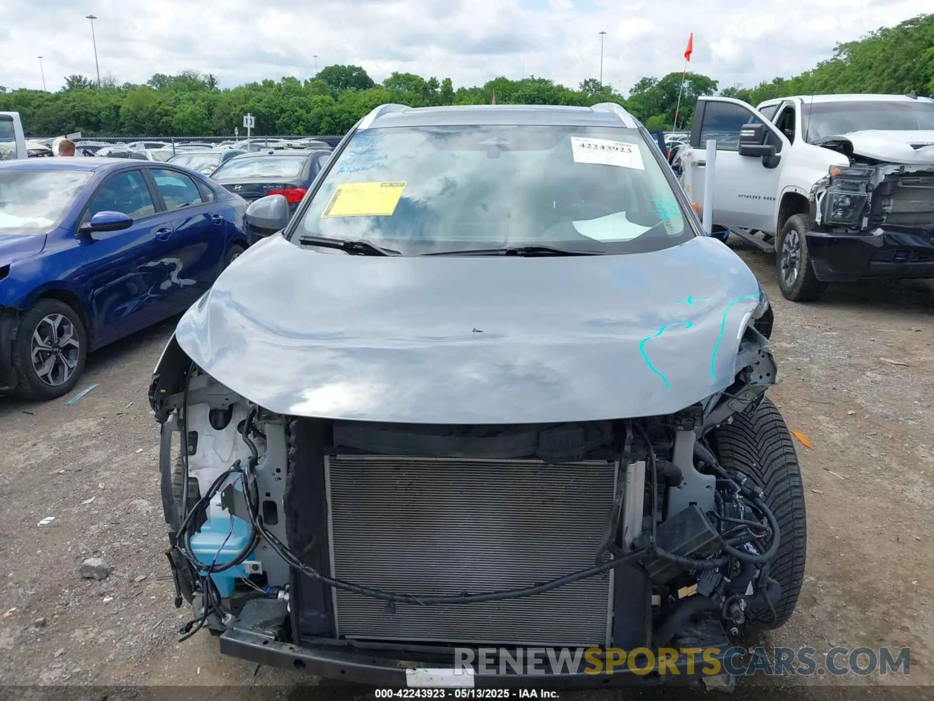 13 Photograph of a damaged car 5N1BT3CA4NC708940 NISSAN ROGUE 2022