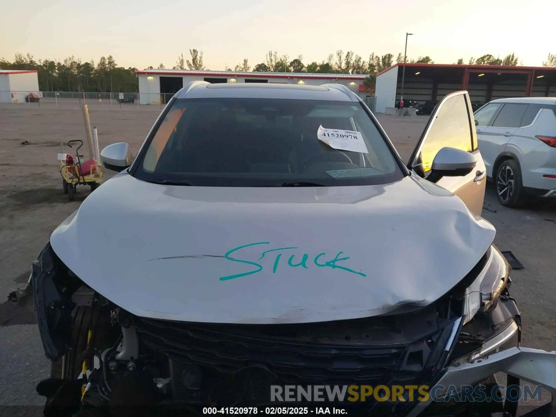 10 Photograph of a damaged car 5N1BT3CA4NC718030 NISSAN ROGUE 2022