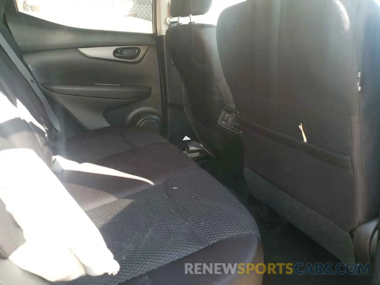 12 Photograph of a damaged car JN1BJ1AW1NW681825 NISSAN ROGUE 2022