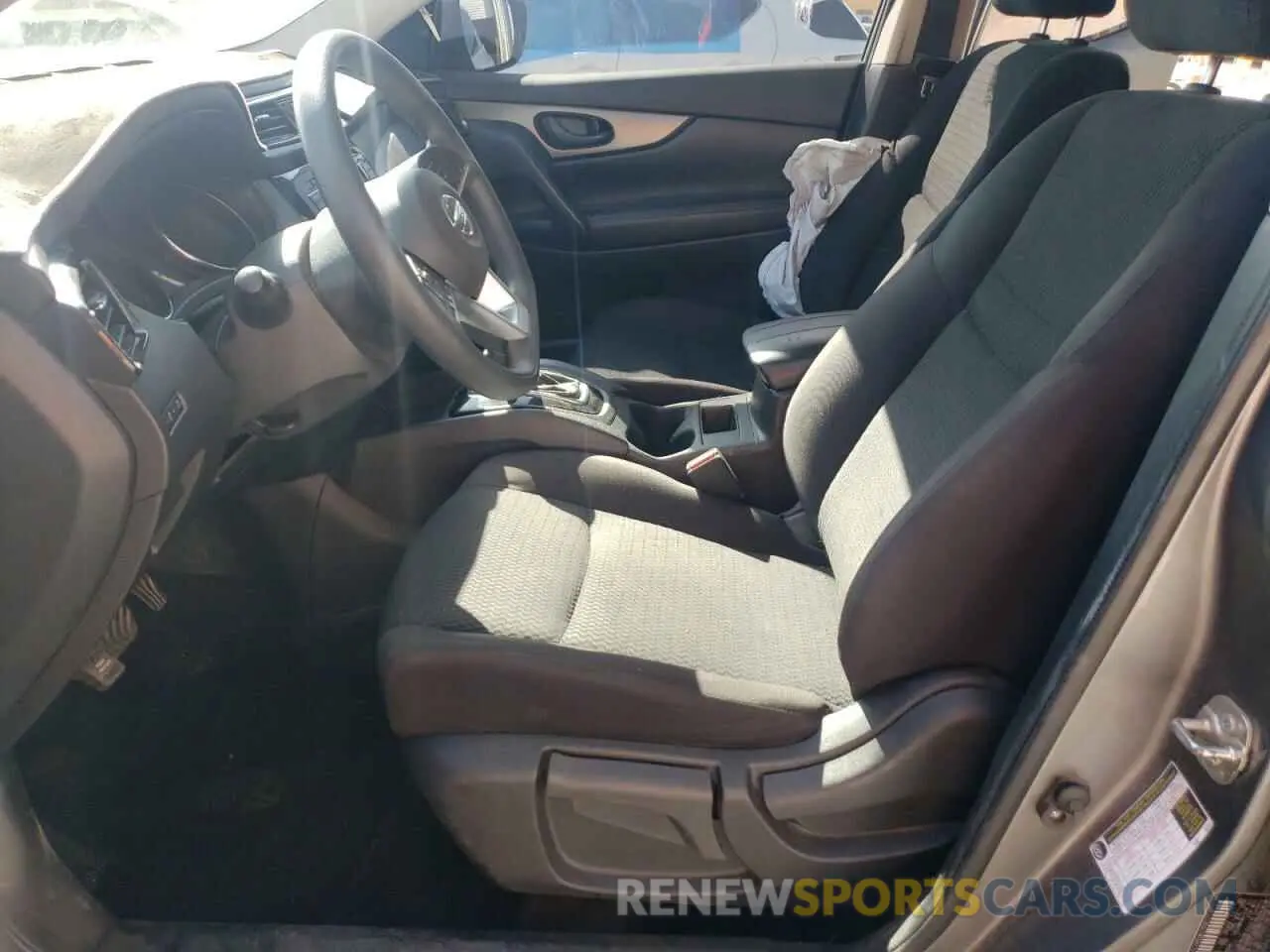 7 Photograph of a damaged car JN1BJ1AW1NW681825 NISSAN ROGUE 2022