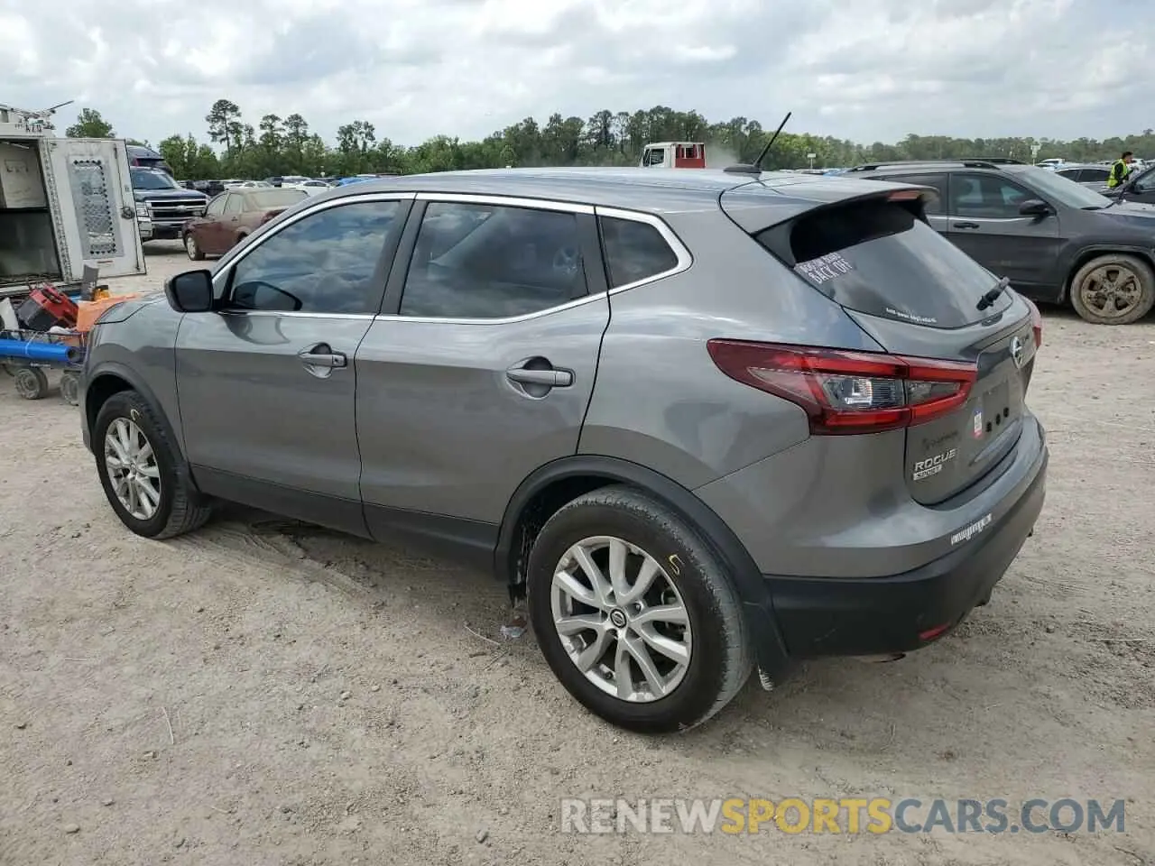 2 Photograph of a damaged car JN1BJ1AW3NW682801 NISSAN ROGUE 2022
