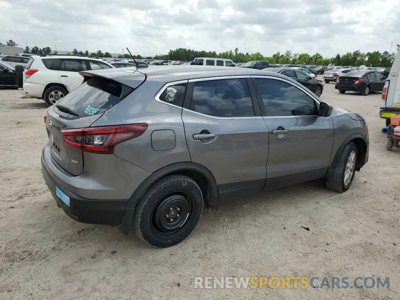 3 Photograph of a damaged car JN1BJ1AW3NW682801 NISSAN ROGUE 2022