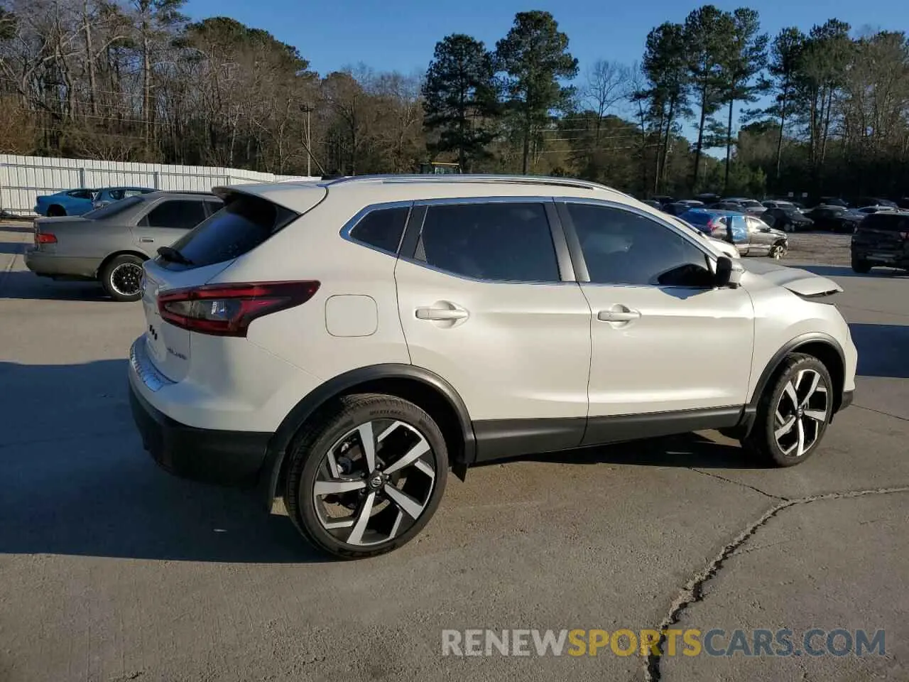 3 Фотография поврежденного автомобиля JN1BJ1CW6NW485215 NISSAN ROGUE 2022