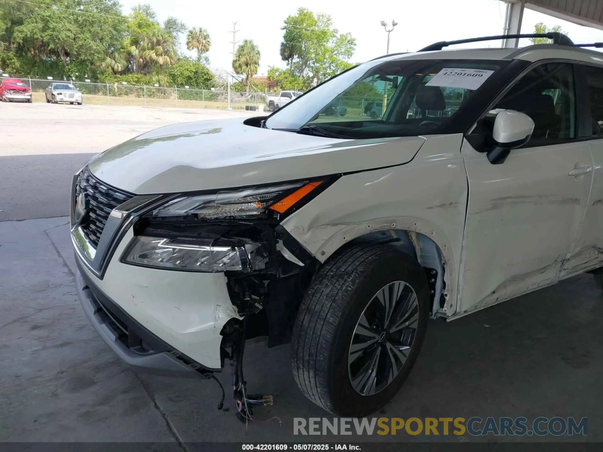 6 Photograph of a damaged car JN8BT3BA6NW042902 NISSAN ROGUE 2022