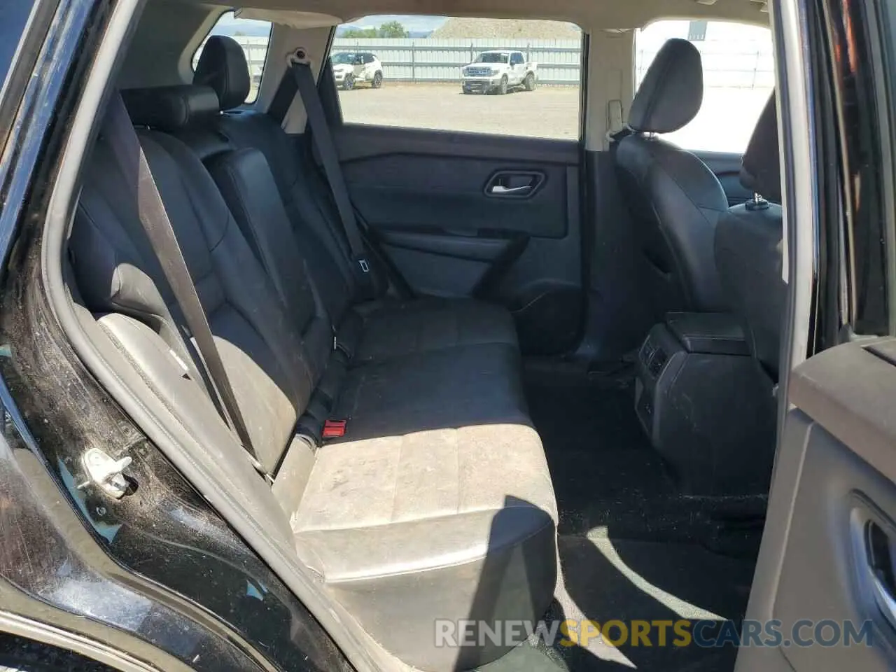 10 Photograph of a damaged car JN8BT3BB4NW332256 NISSAN ROGUE 2022