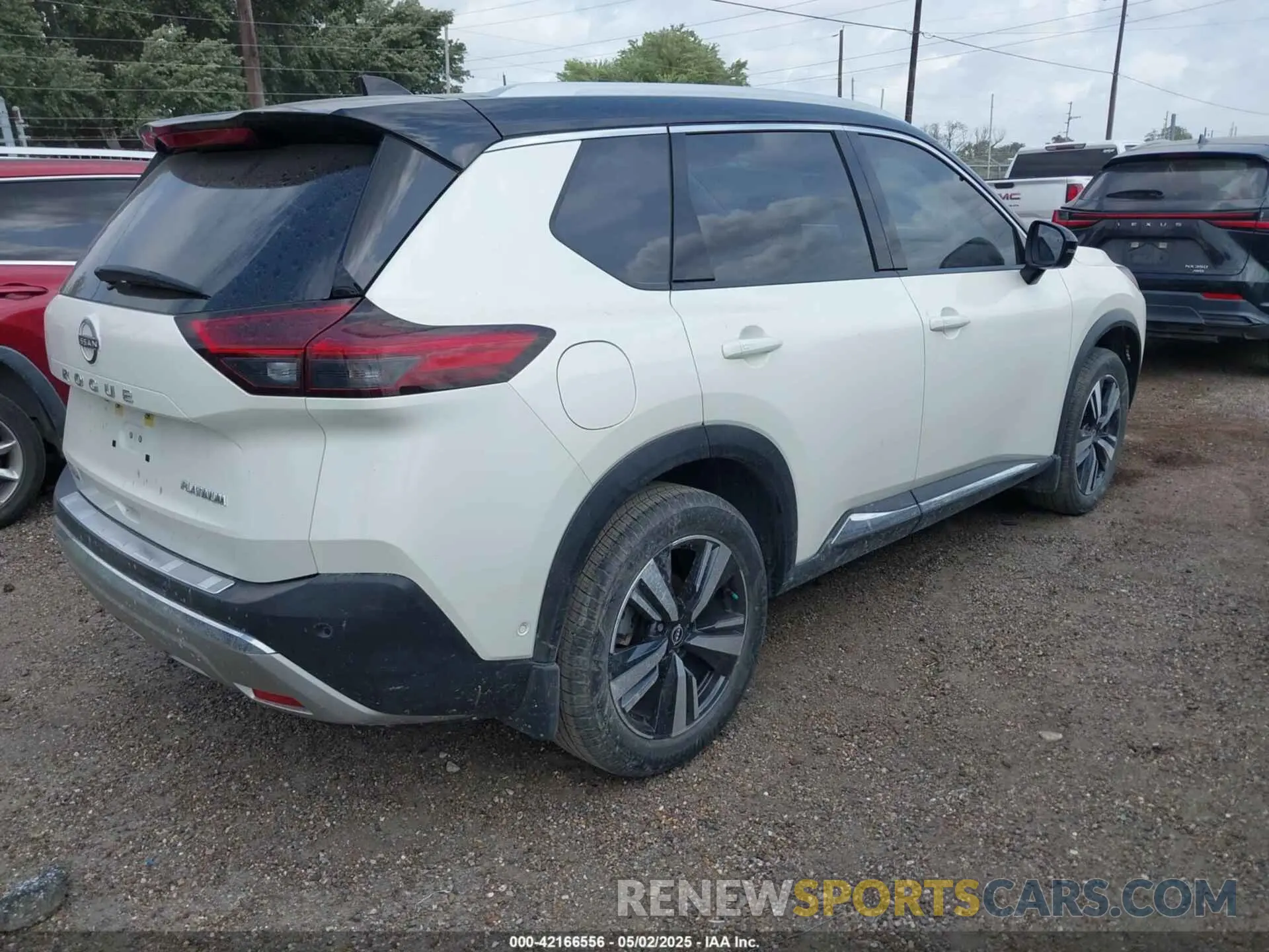 4 Photograph of a damaged car JN8BT3DC6NW119816 NISSAN ROGUE 2022