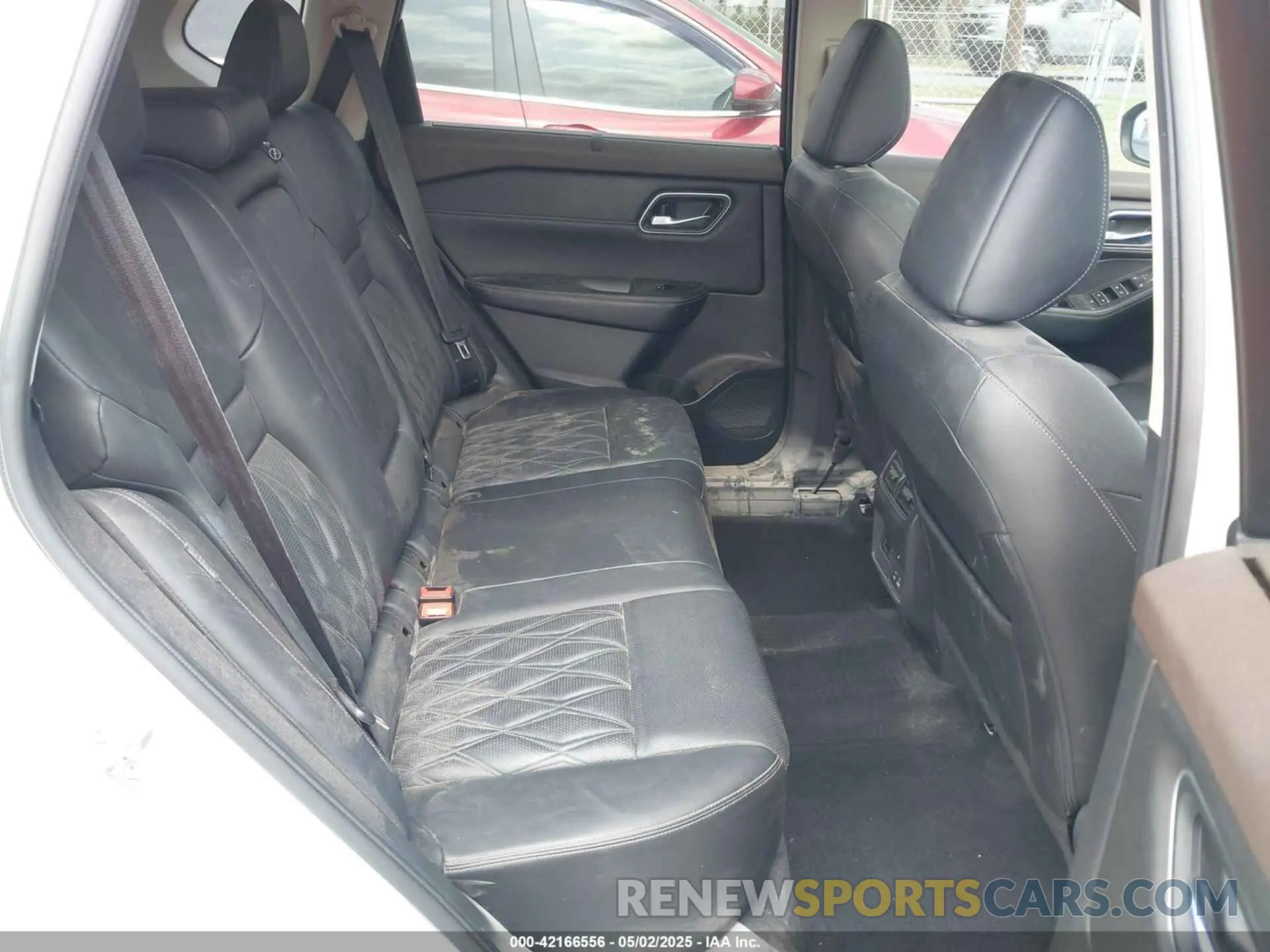 8 Photograph of a damaged car JN8BT3DC6NW119816 NISSAN ROGUE 2022