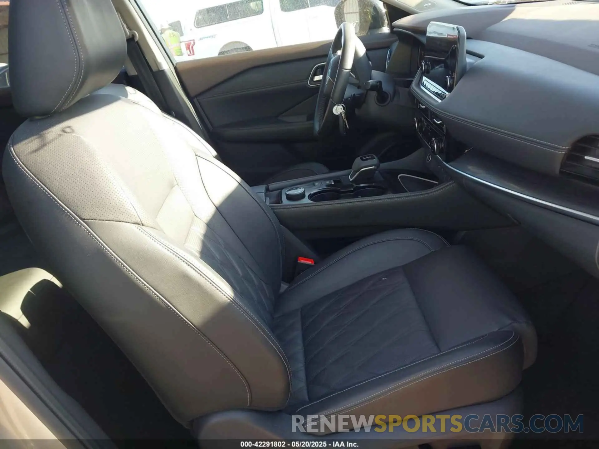 5 Photograph of a damaged car JN8BT3DD7NW275131 NISSAN ROGUE 2022