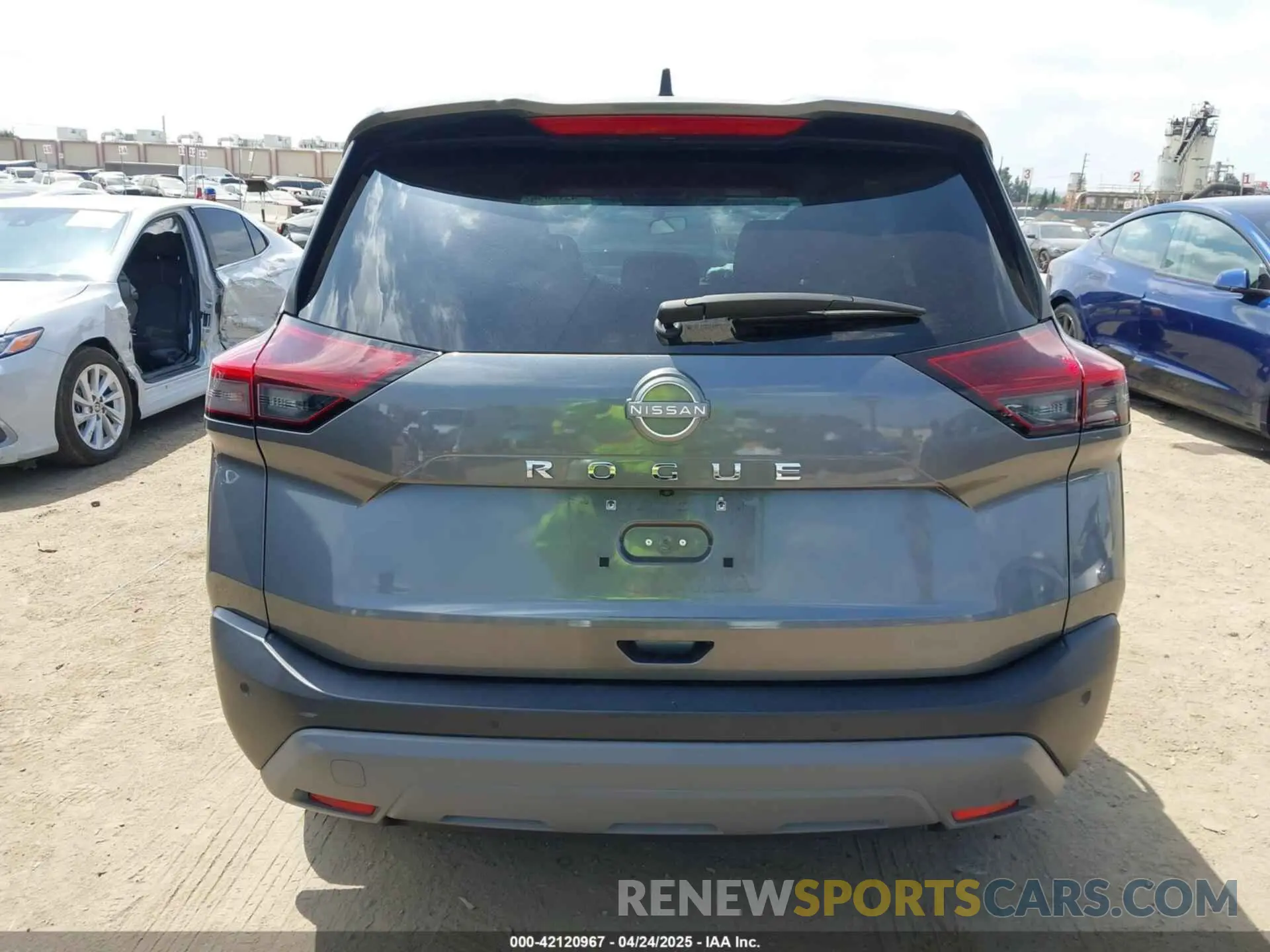 16 Photograph of a damaged car 5N1BT3AA0PC883028 NISSAN ROGUE 2023