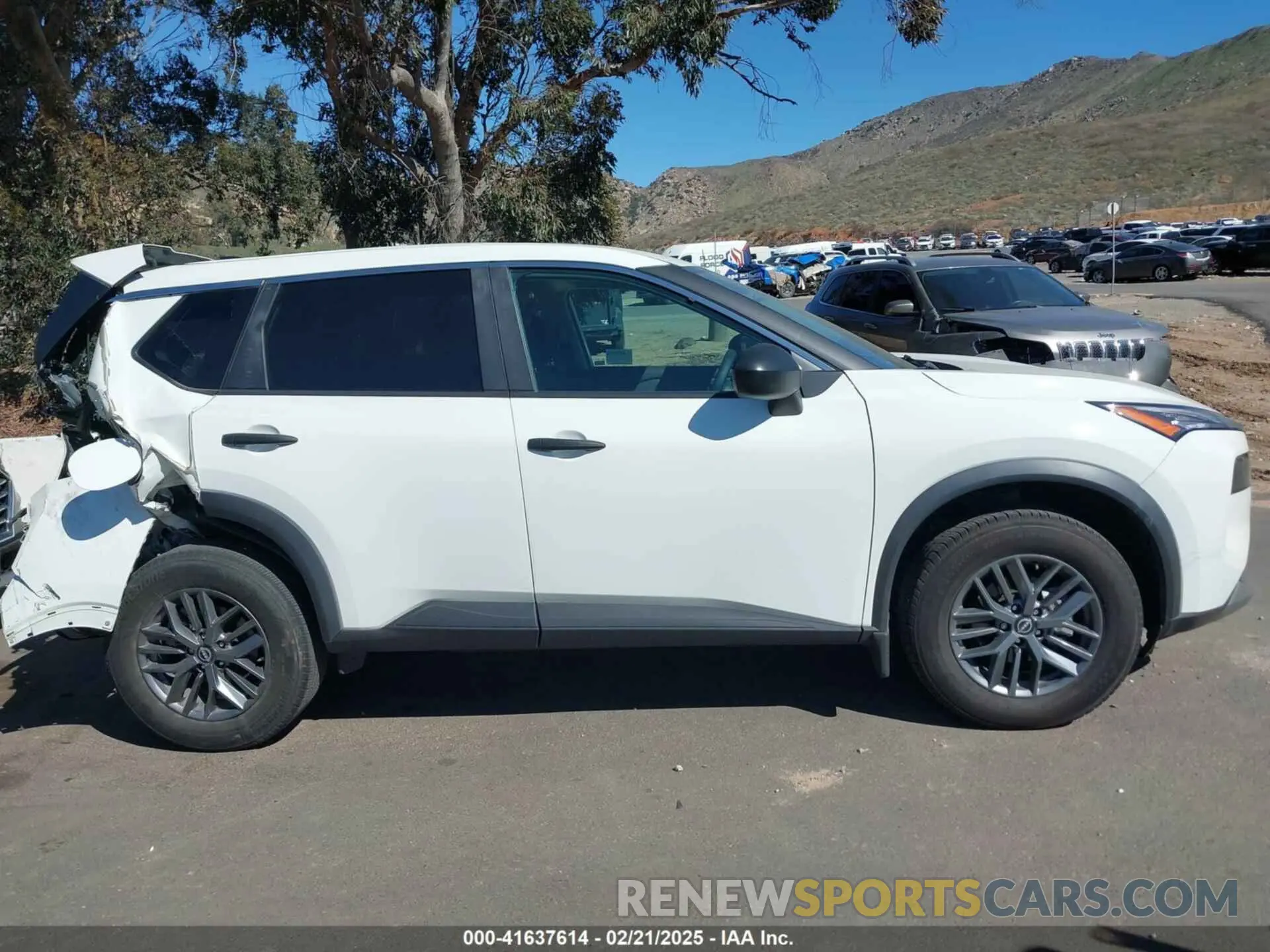 13 Фотография поврежденного автомобиля 5N1BT3AA3PC813510 NISSAN ROGUE 2023