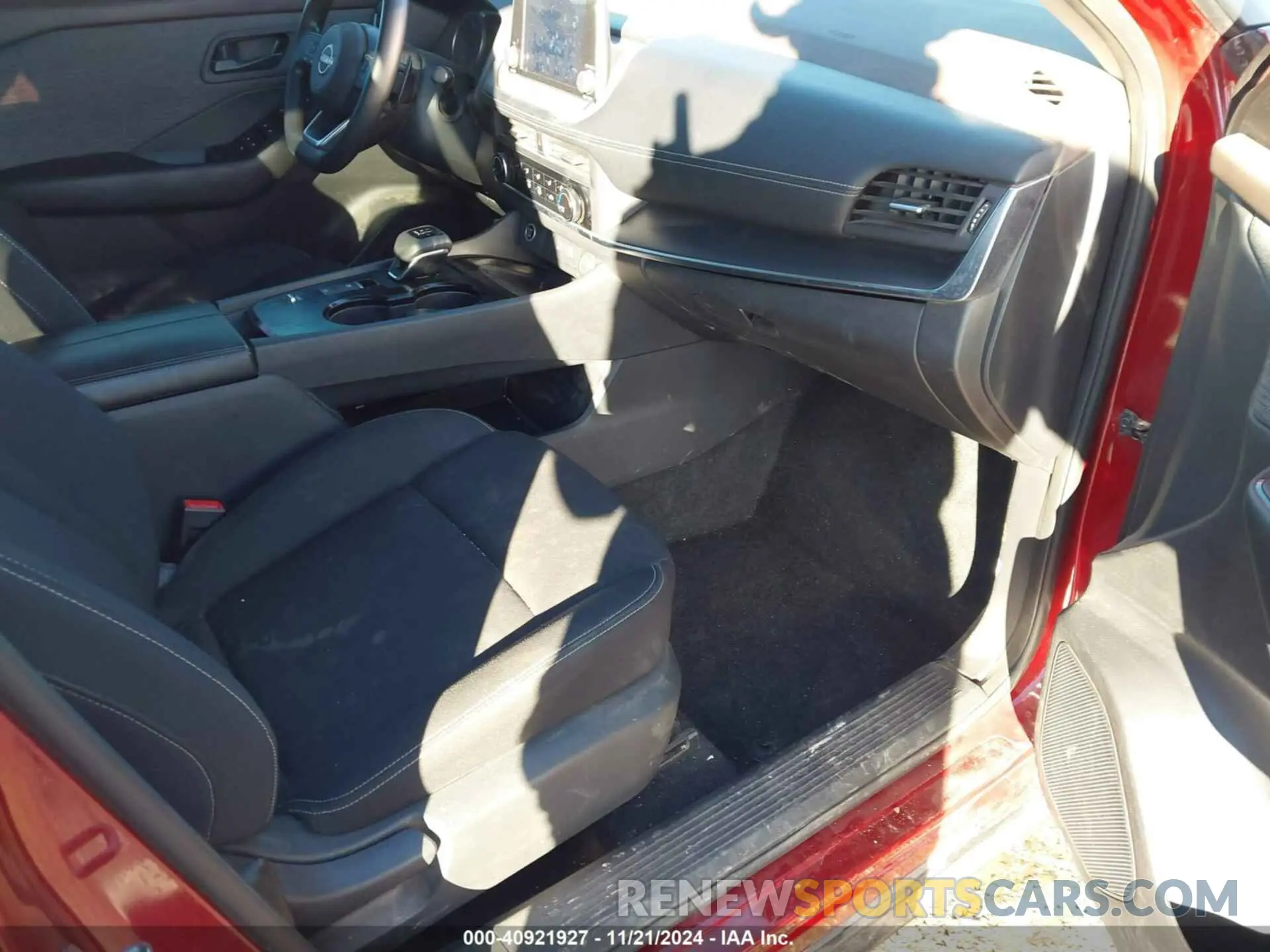 5 Photograph of a damaged car 5N1BT3AA3PC923795 NISSAN ROGUE 2023