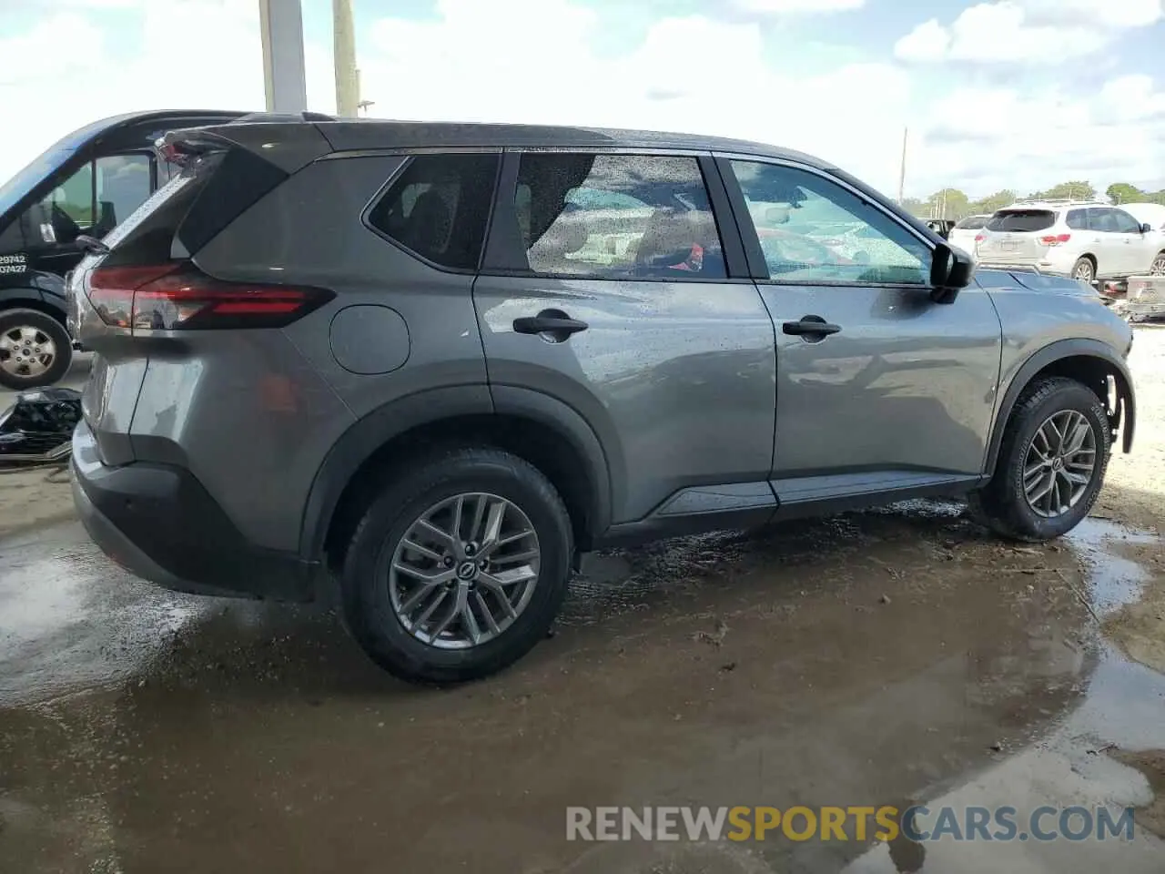 3 Photograph of a damaged car 5N1BT3AA5PC870890 NISSAN ROGUE 2023