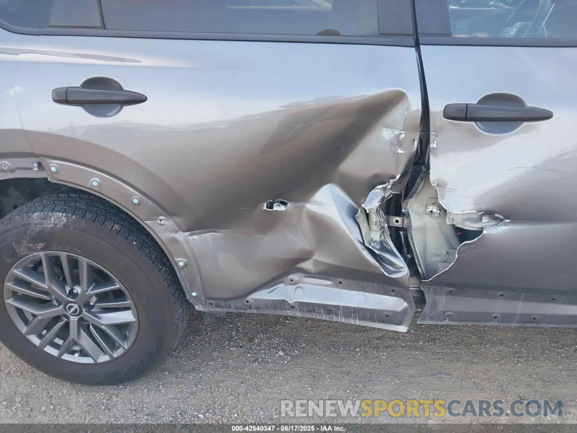 18 Фотография поврежденного автомобиля 5N1BT3AA7PC762920 NISSAN ROGUE 2023