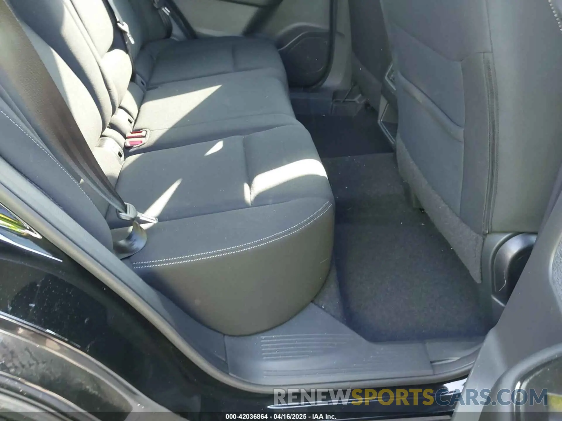 8 Photograph of a damaged car 5N1BT3AAXPC857990 NISSAN ROGUE 2023