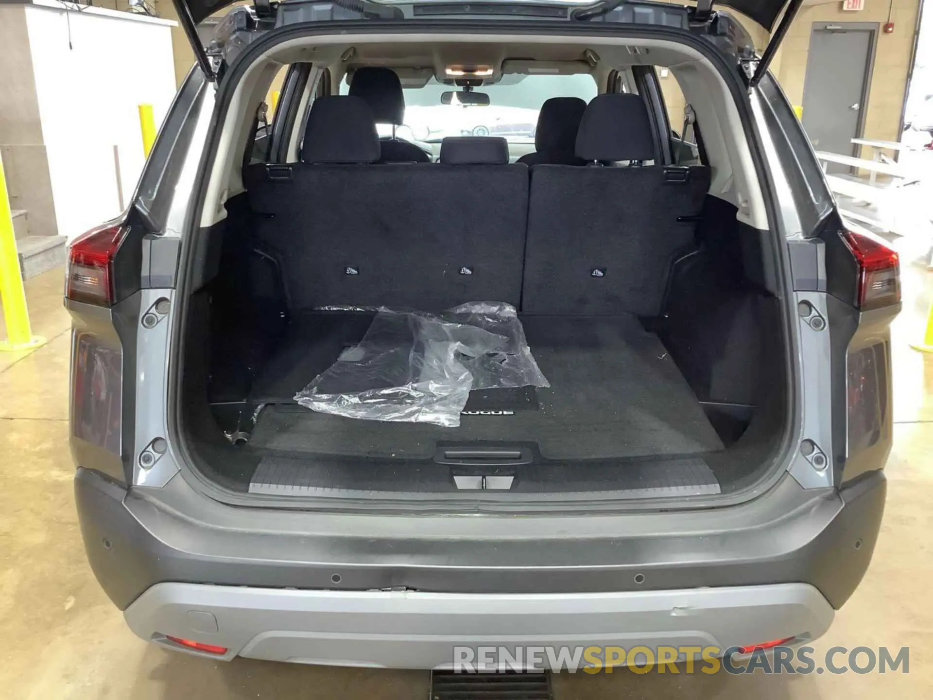25 Фотография поврежденного автомобиля 5N1BT3AB1PC807018 NISSAN ROGUE 2023