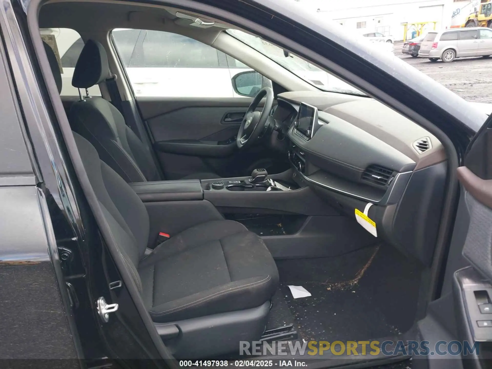 5 Photograph of a damaged car 5N1BT3AB1PC922315 NISSAN ROGUE 2023