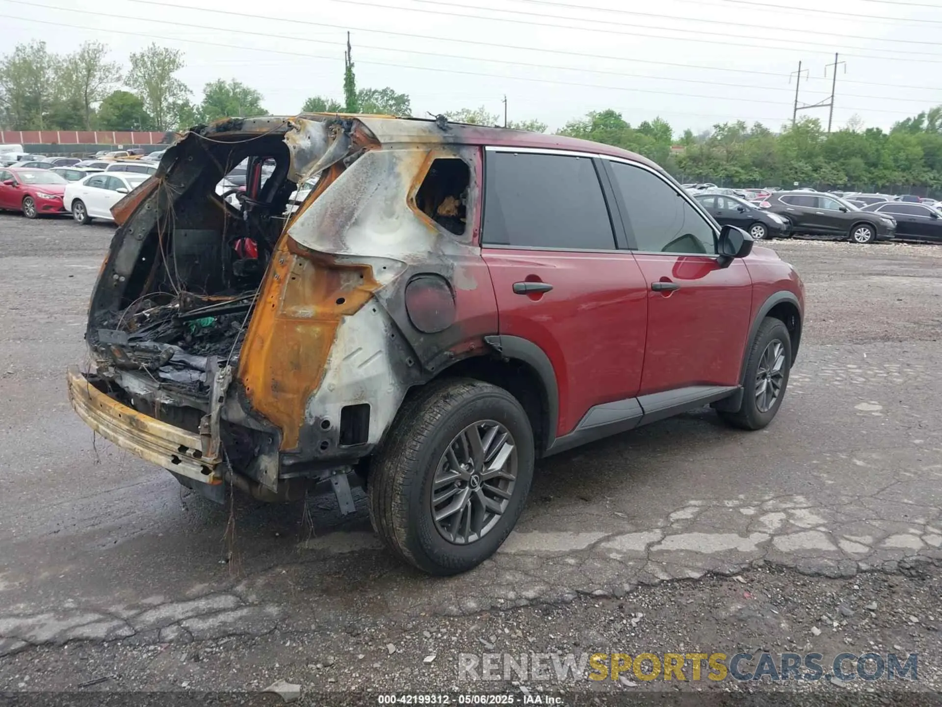 4 Photograph of a damaged car 5N1BT3AB1PC932598 NISSAN ROGUE 2023