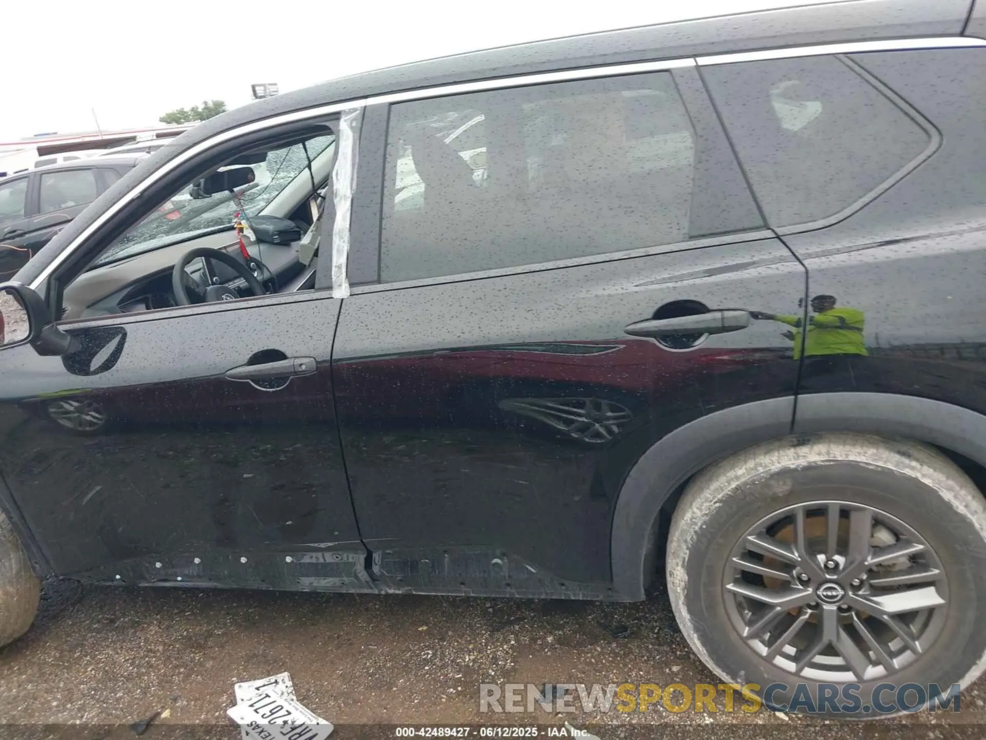 14 Photograph of a damaged car 5N1BT3AB6PC750850 NISSAN ROGUE 2023