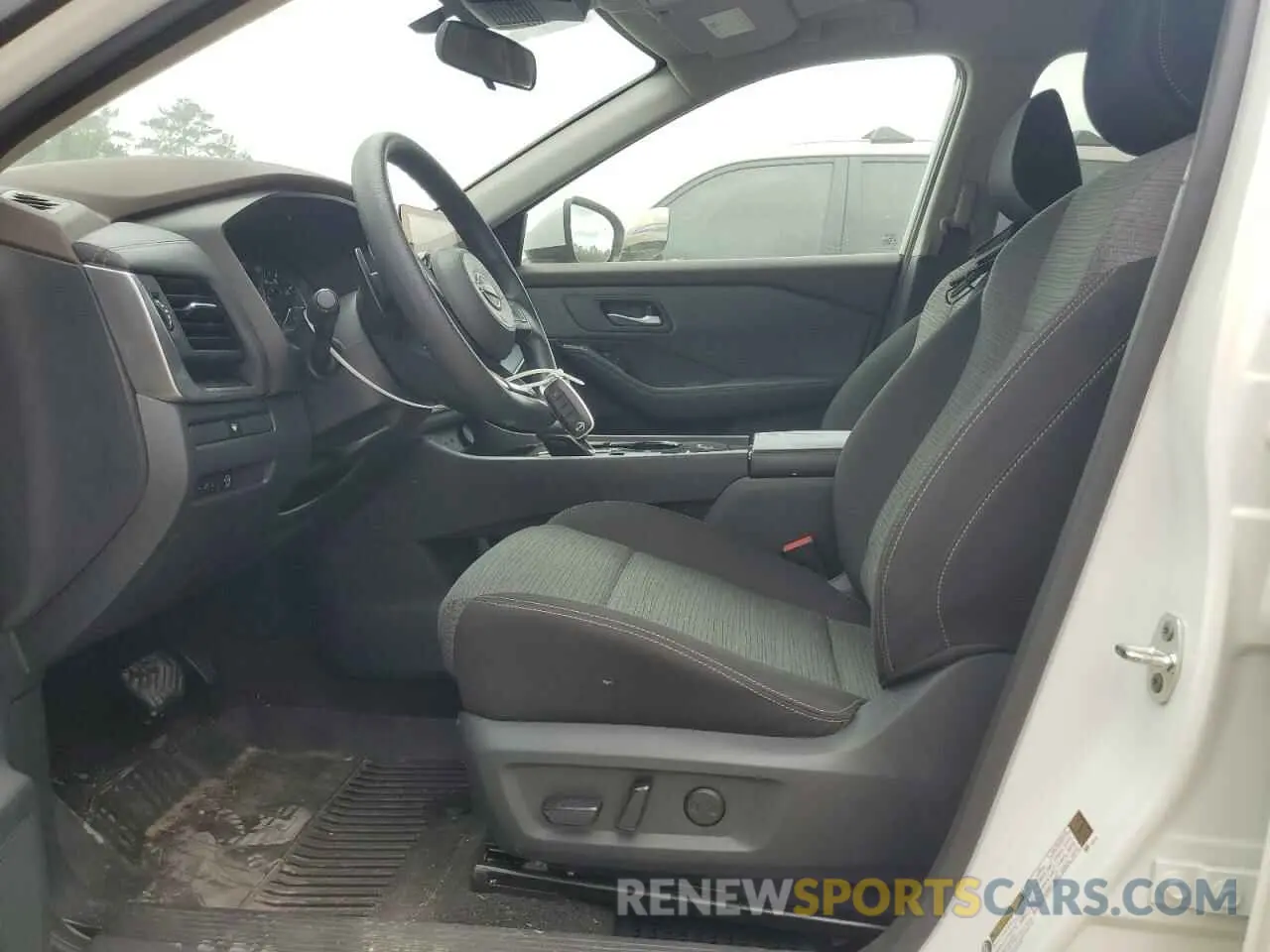 7 Photograph of a damaged car 5N1BT3BA0PC818792 NISSAN ROGUE 2023
