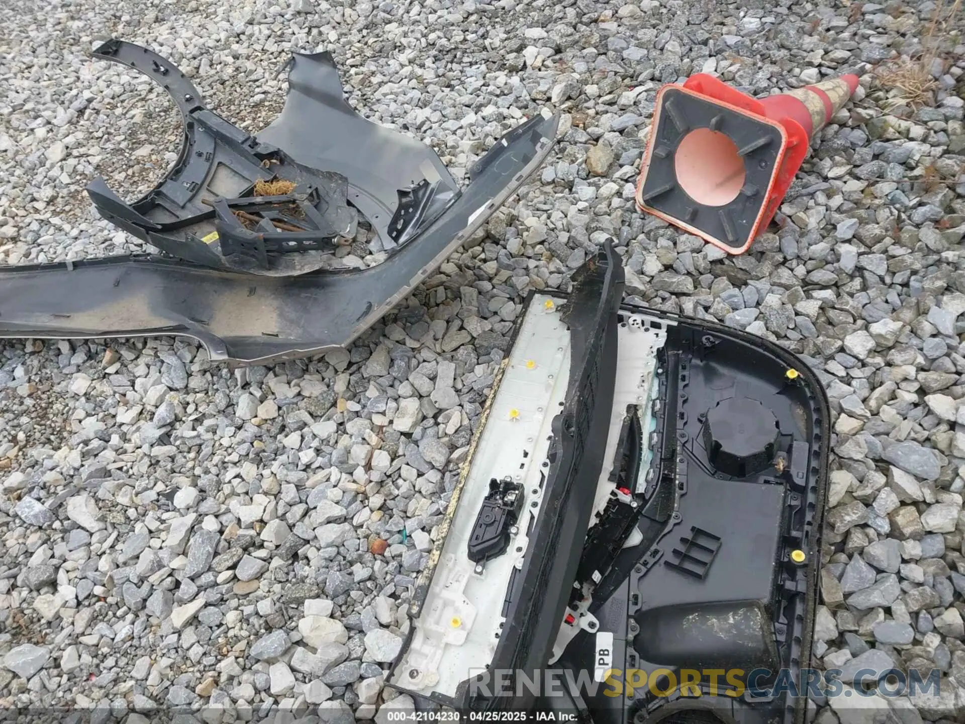 12 Photograph of a damaged car 5N1BT3BA0PC891337 NISSAN ROGUE 2023