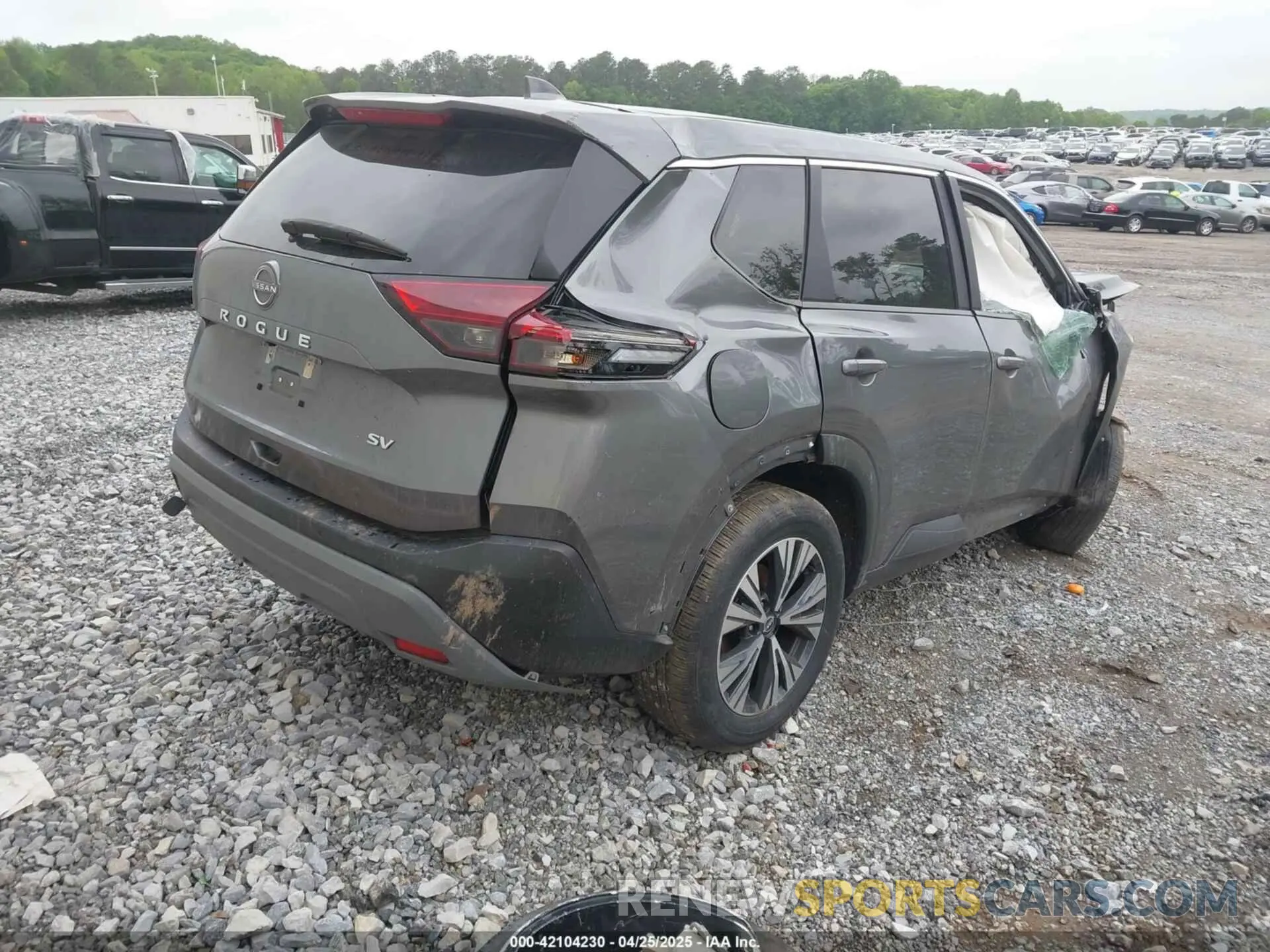 4 Photograph of a damaged car 5N1BT3BA0PC891337 NISSAN ROGUE 2023