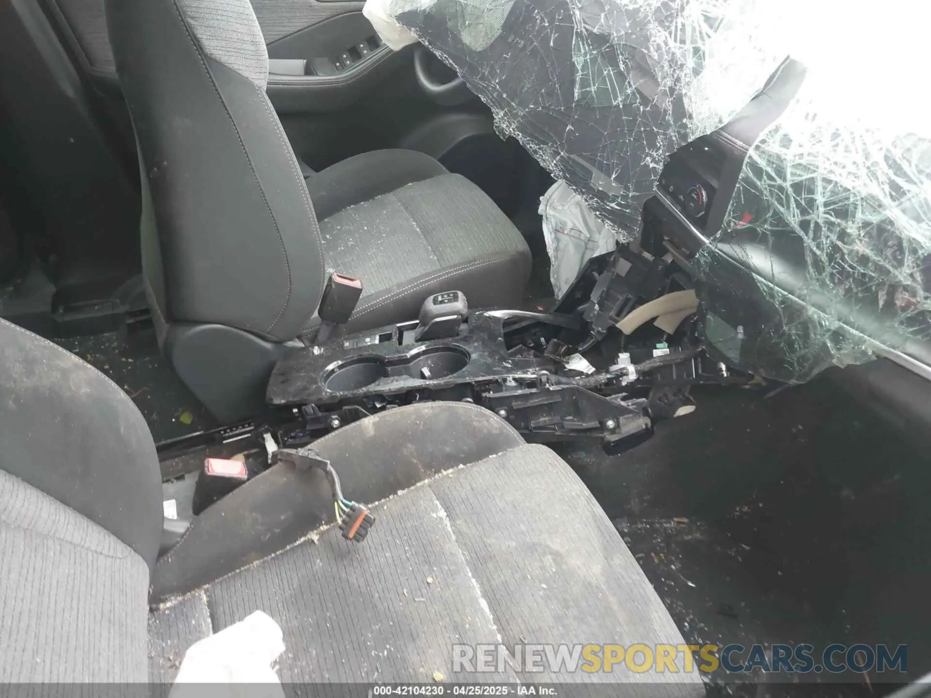 5 Photograph of a damaged car 5N1BT3BA0PC891337 NISSAN ROGUE 2023
