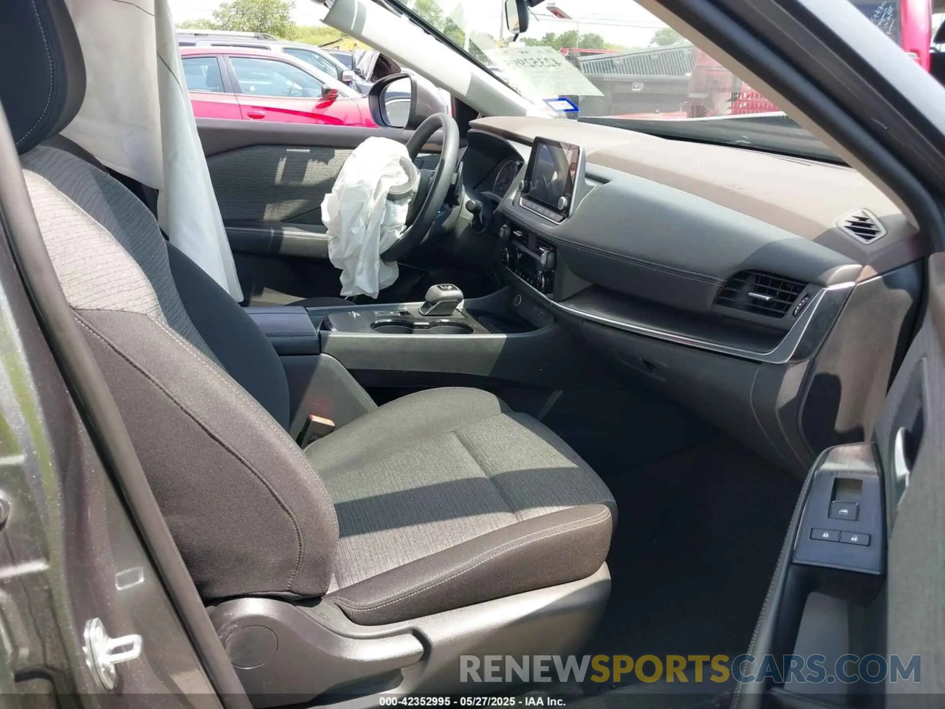 5 Photograph of a damaged car 5N1BT3BA1PC770249 NISSAN ROGUE 2023