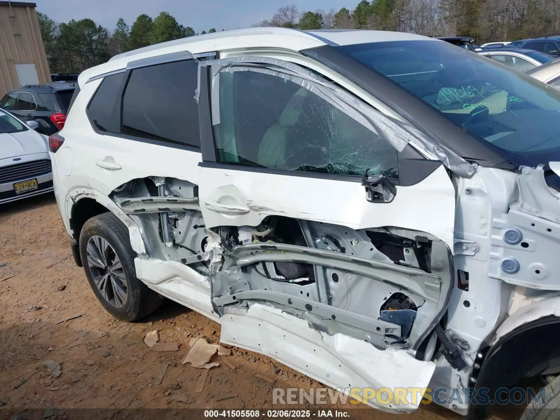 13 Photograph of a damaged car 5N1BT3BA1PC781140 NISSAN ROGUE 2023