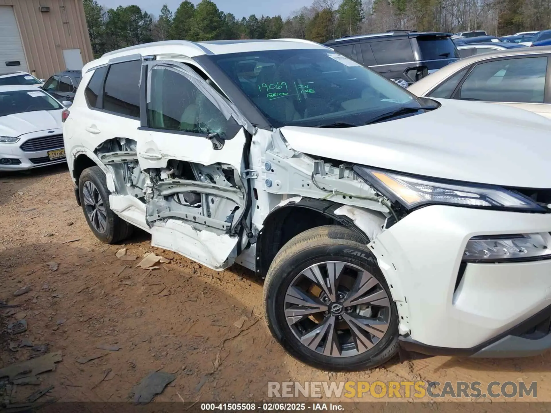 6 Photograph of a damaged car 5N1BT3BA1PC781140 NISSAN ROGUE 2023