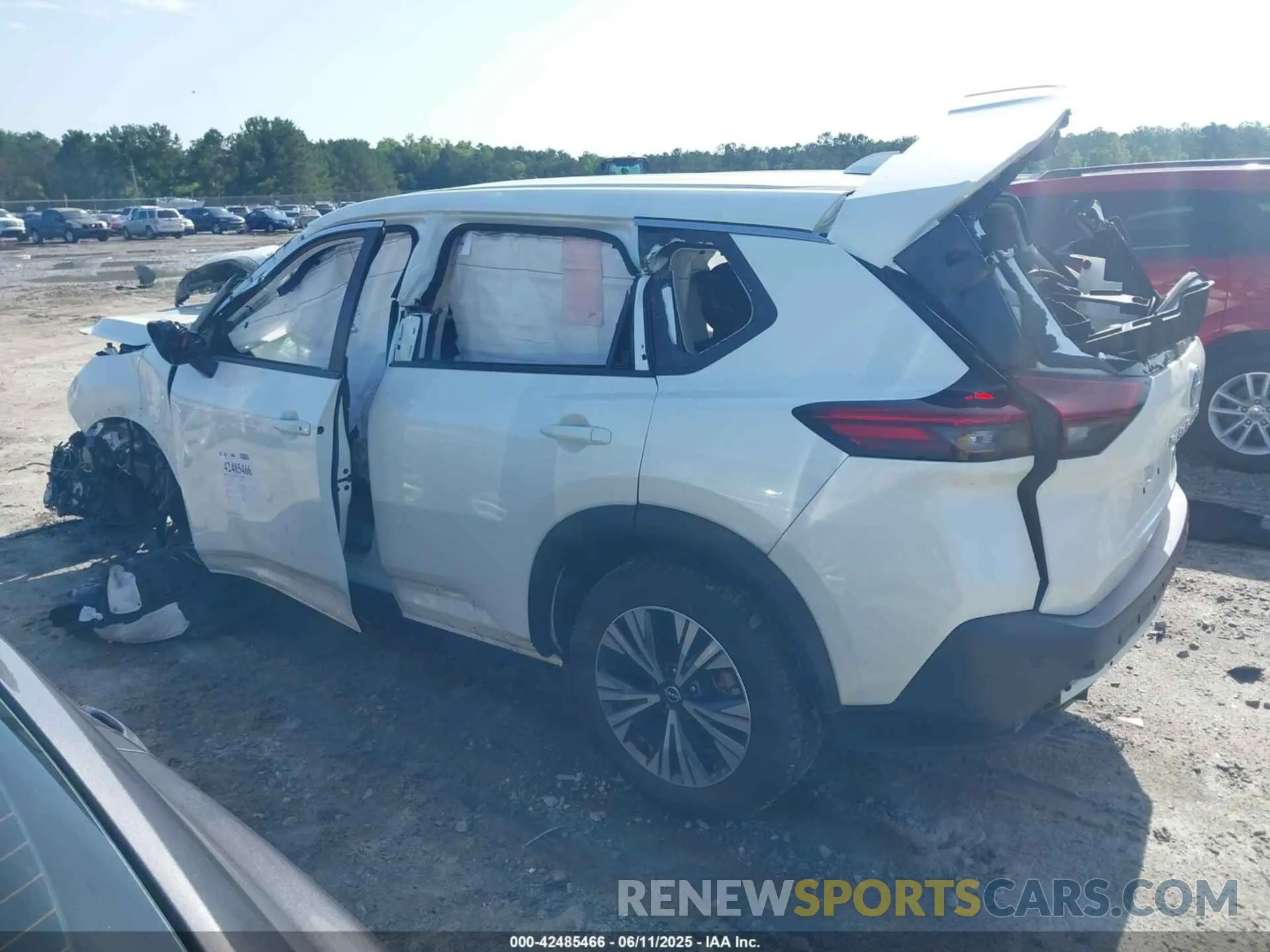 14 Photograph of a damaged car 5N1BT3BA4PC795713 NISSAN ROGUE 2023