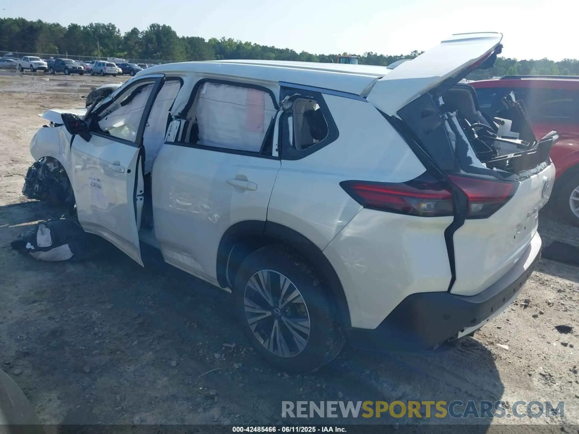 3 Photograph of a damaged car 5N1BT3BA4PC795713 NISSAN ROGUE 2023