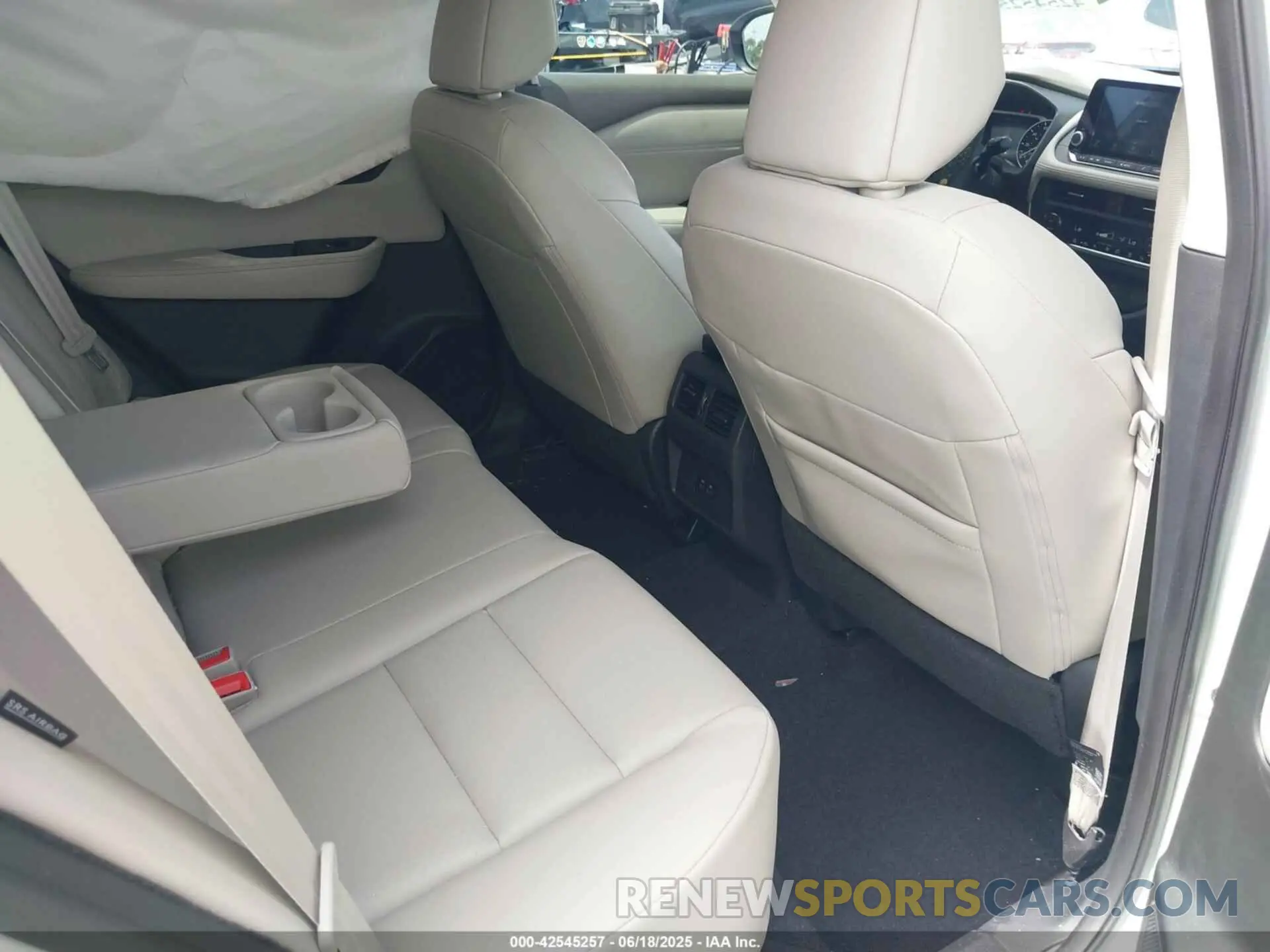 8 Photograph of a damaged car 5N1BT3BA4PC879059 NISSAN ROGUE 2023