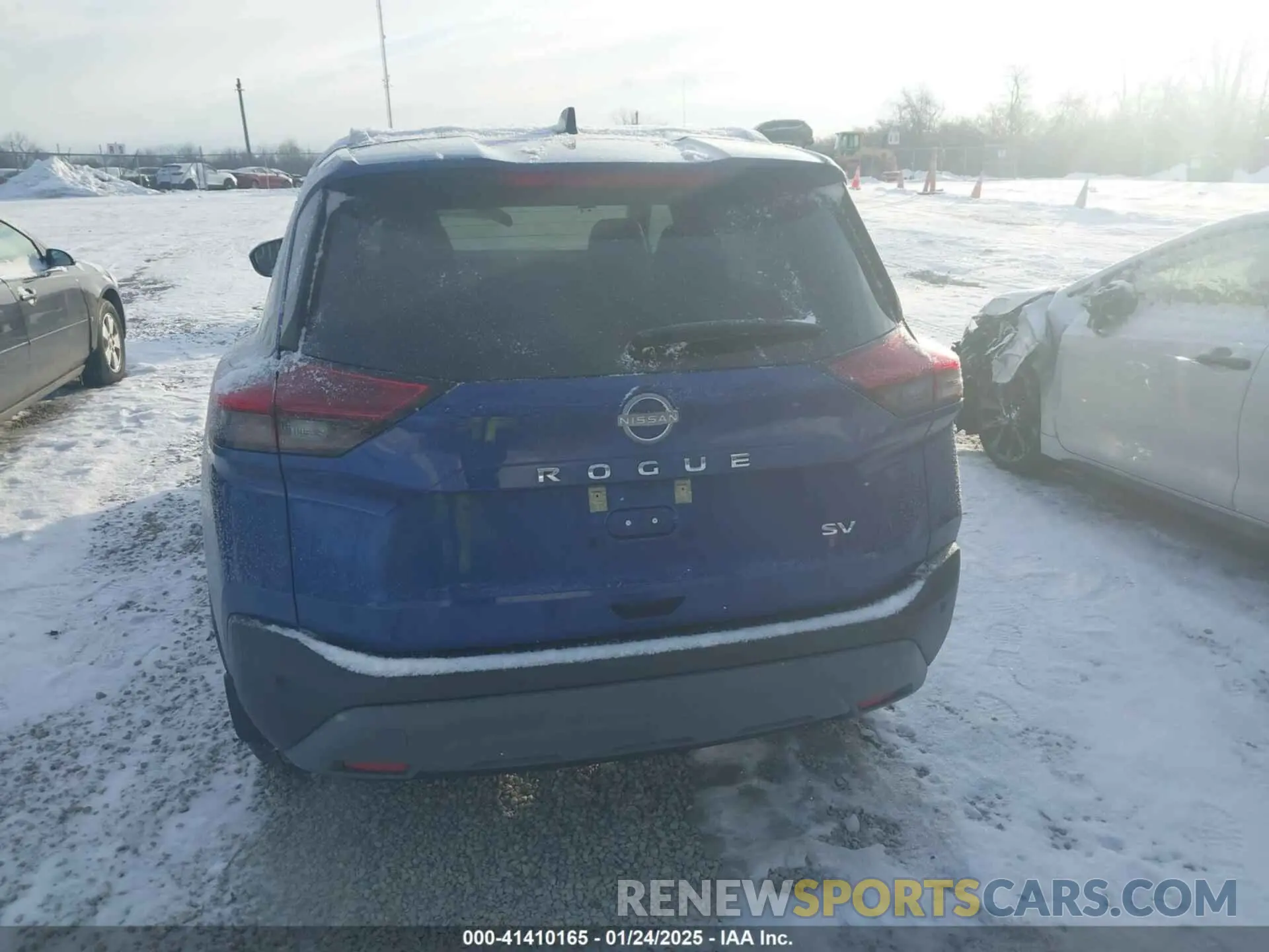 17 Photograph of a damaged car 5N1BT3BA4PC922265 NISSAN ROGUE 2023
