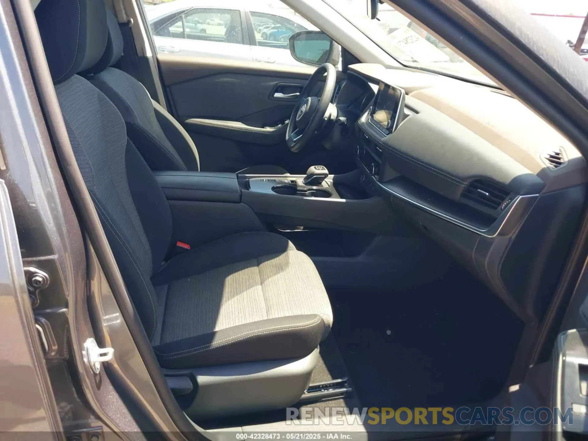 5 Photograph of a damaged car 5N1BT3BA5PC782467 NISSAN ROGUE 2023
