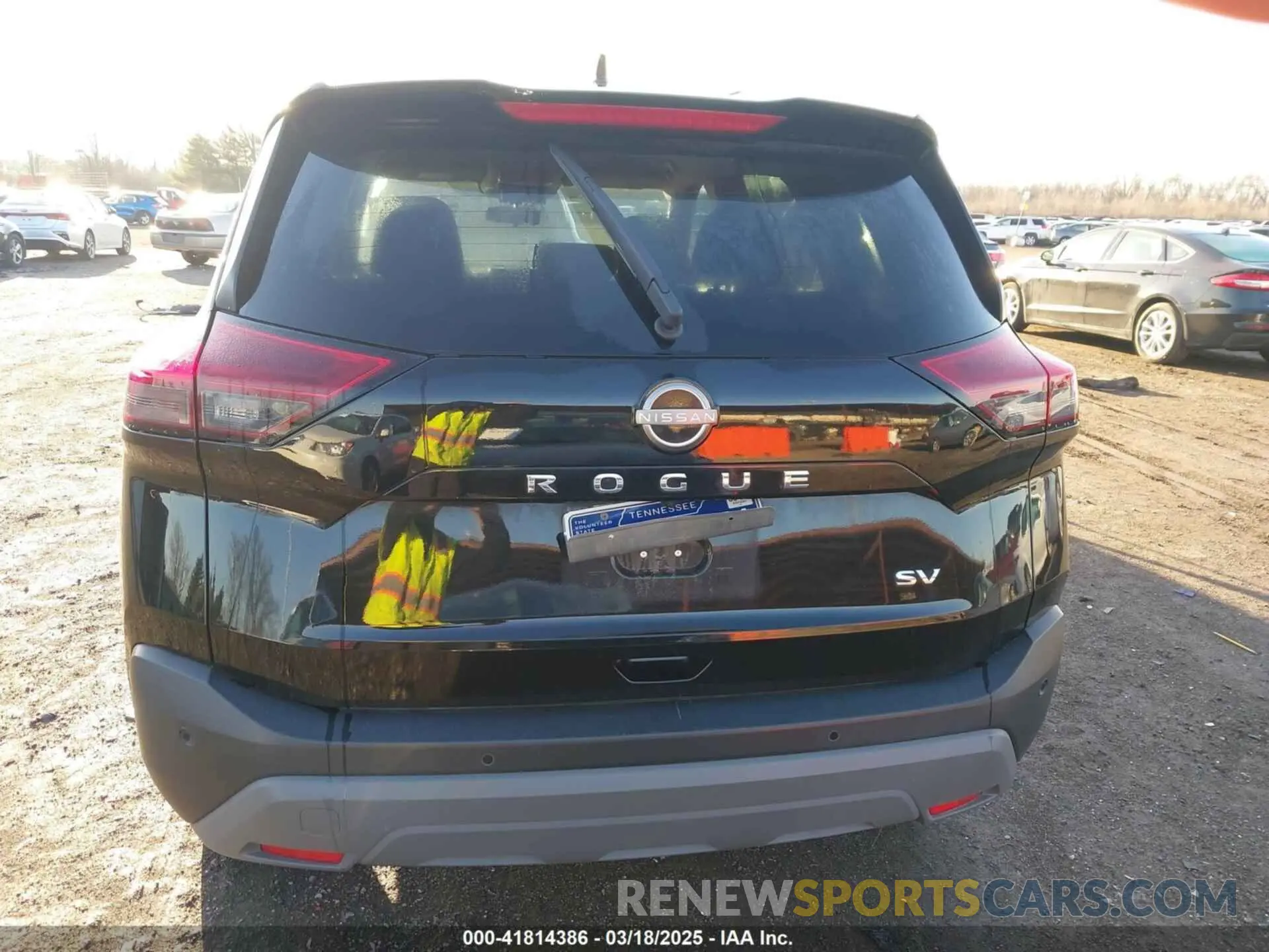 16 Photograph of a damaged car 5N1BT3BA8PC895796 NISSAN ROGUE 2023
