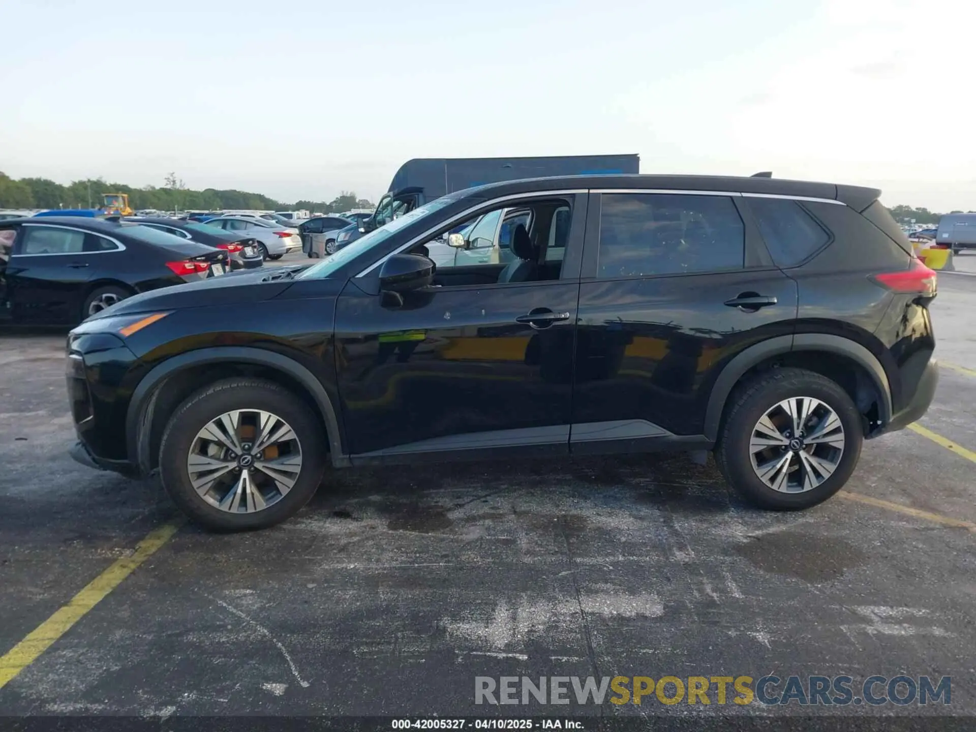 14 Photograph of a damaged car 5N1BT3BA9PC791124 NISSAN ROGUE 2023