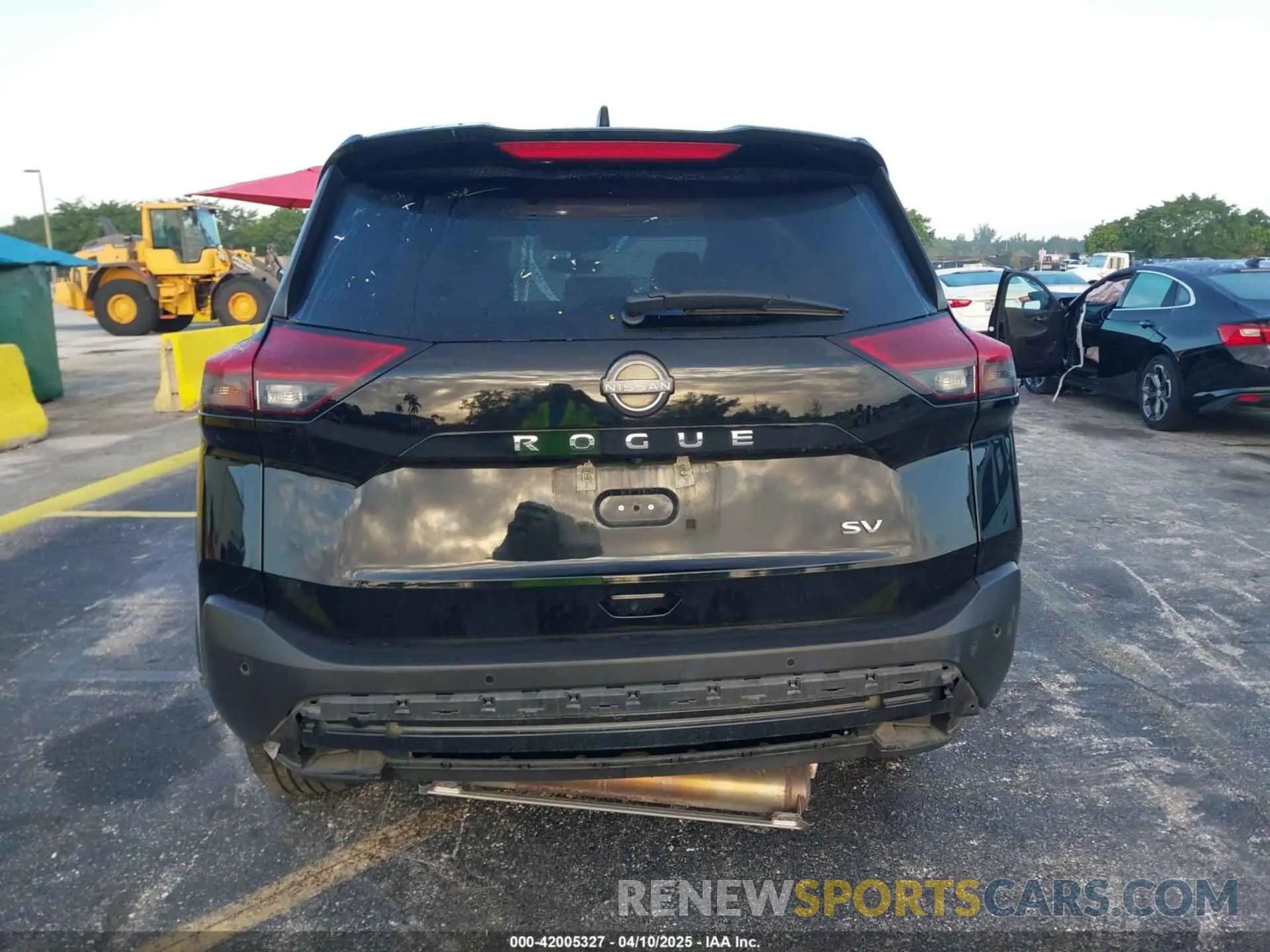 16 Photograph of a damaged car 5N1BT3BA9PC791124 NISSAN ROGUE 2023