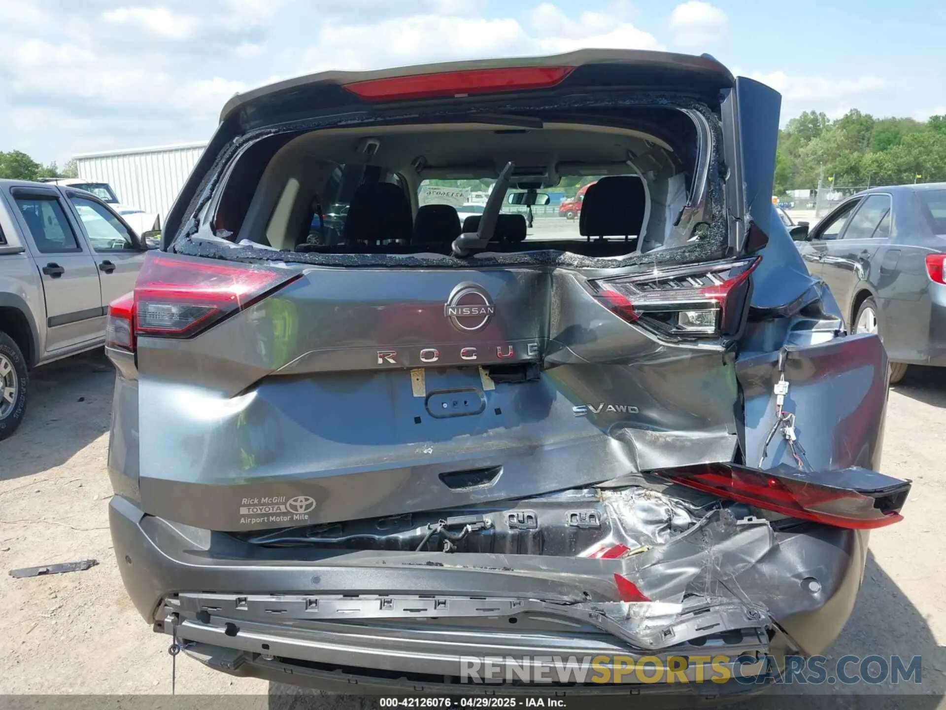 6 Photograph of a damaged car 5N1BT3BB1PC795371 NISSAN ROGUE 2023