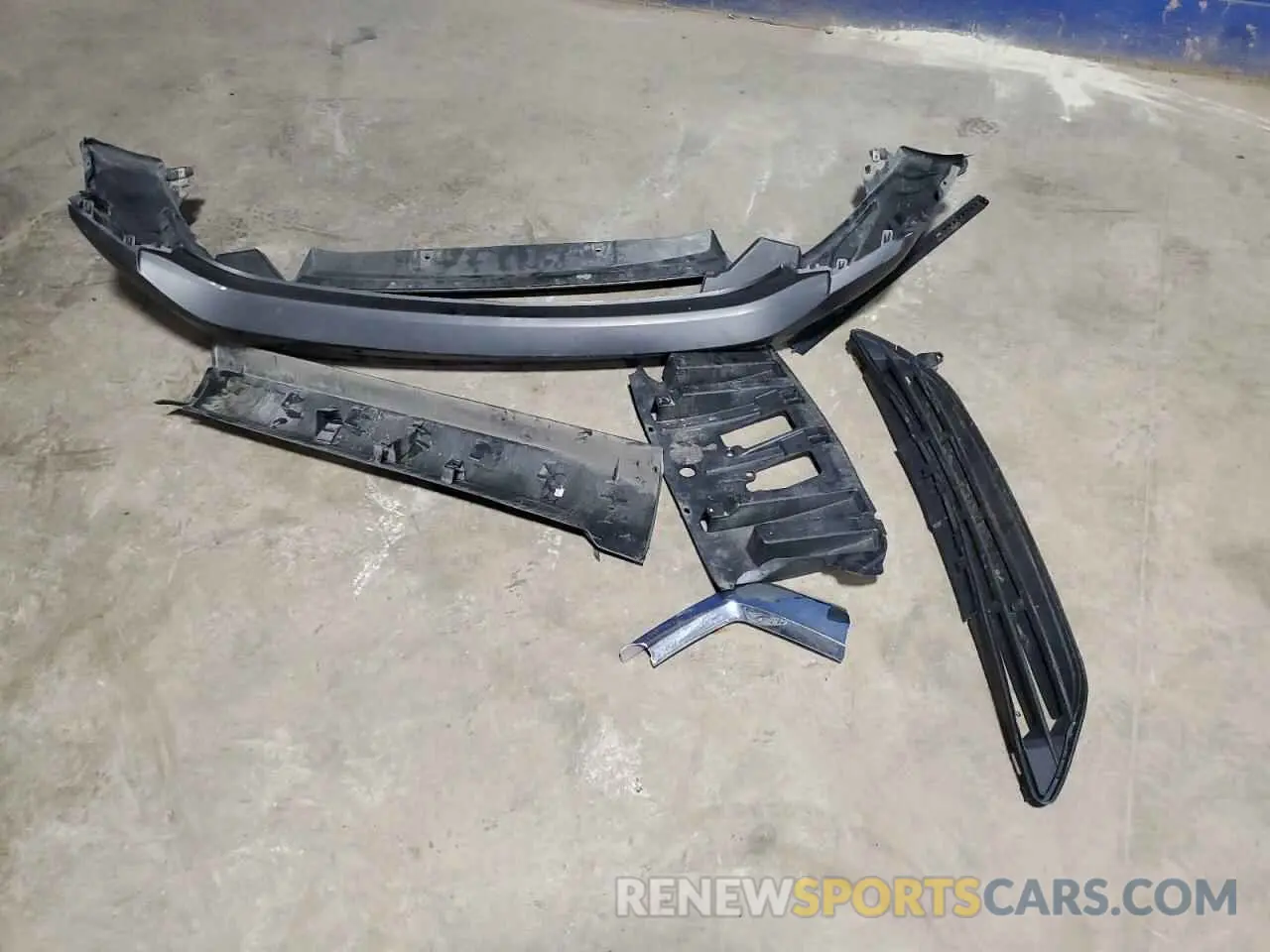 13 Photograph of a damaged car 5N1BT3BB1PC941235 NISSAN ROGUE 2023
