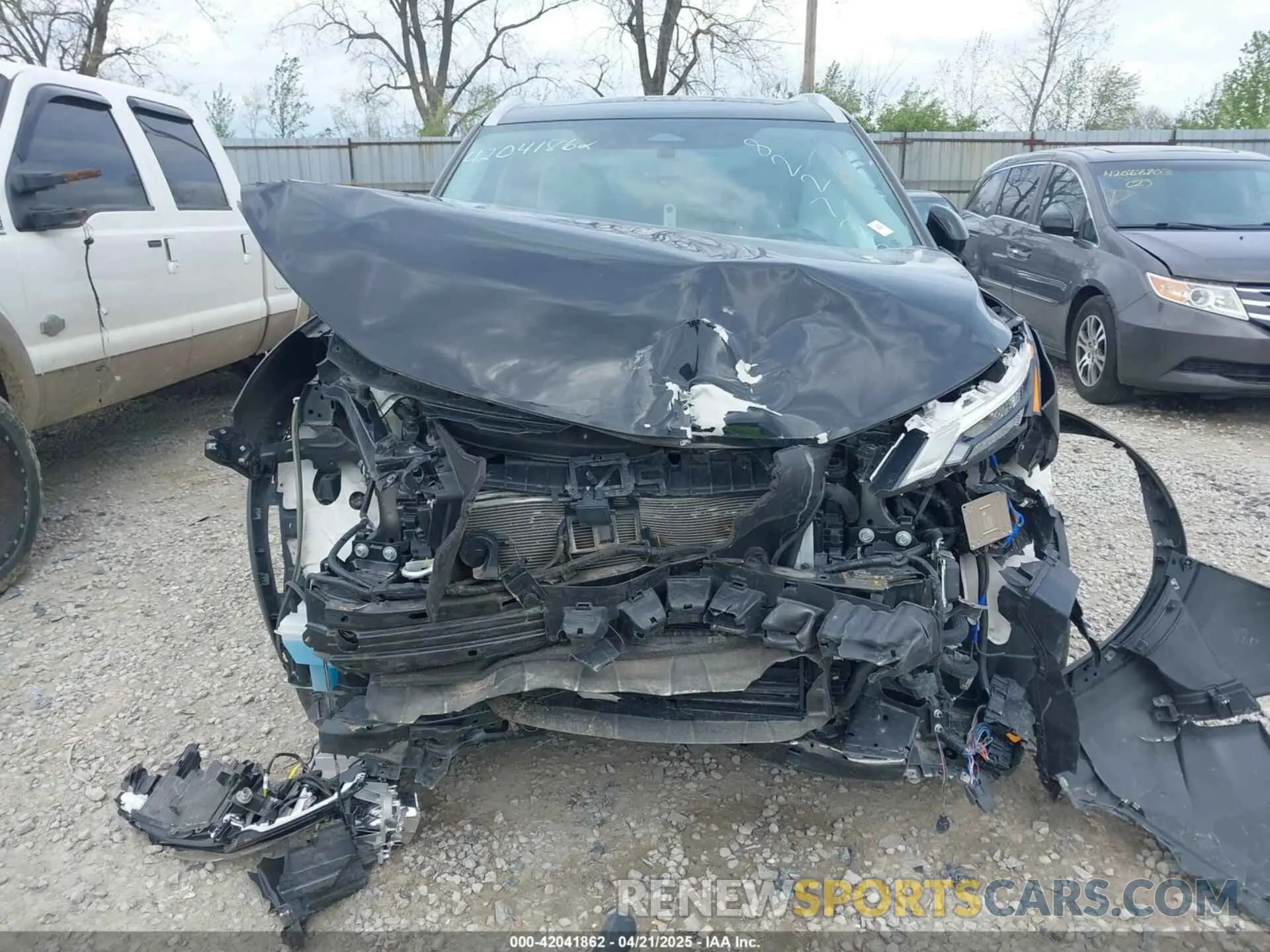 12 Photograph of a damaged car 5N1BT3BB3PC822733 NISSAN ROGUE 2023