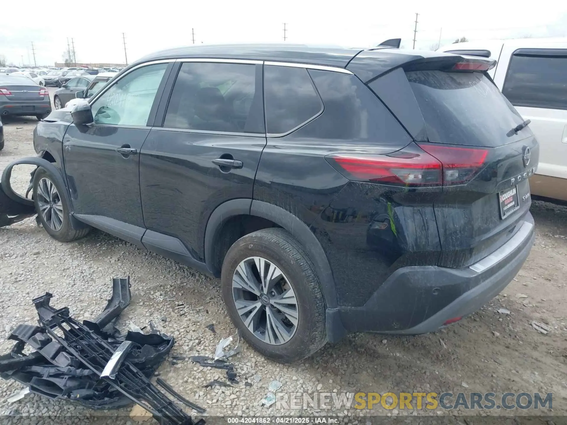 3 Photograph of a damaged car 5N1BT3BB3PC822733 NISSAN ROGUE 2023
