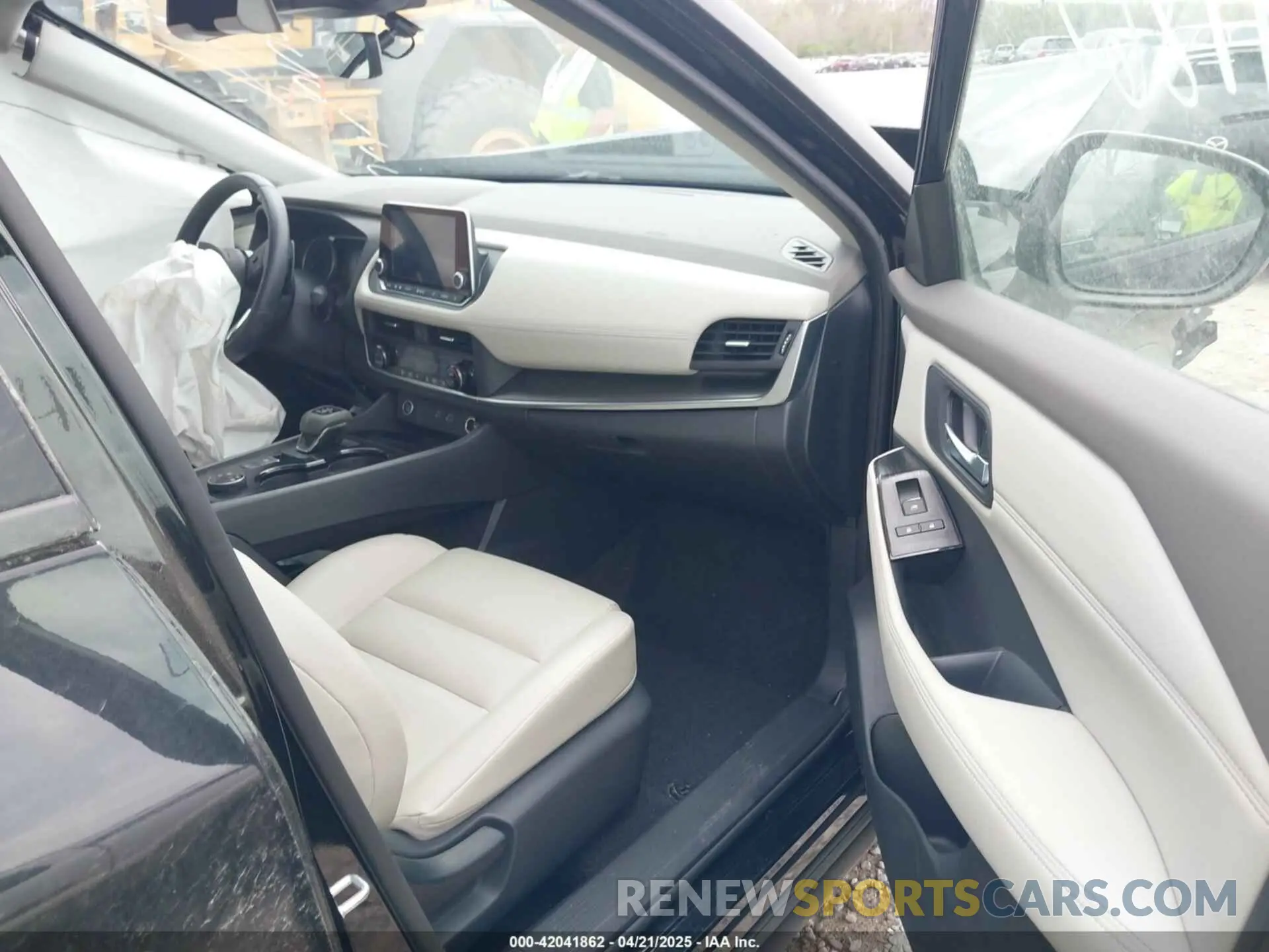 5 Photograph of a damaged car 5N1BT3BB3PC822733 NISSAN ROGUE 2023