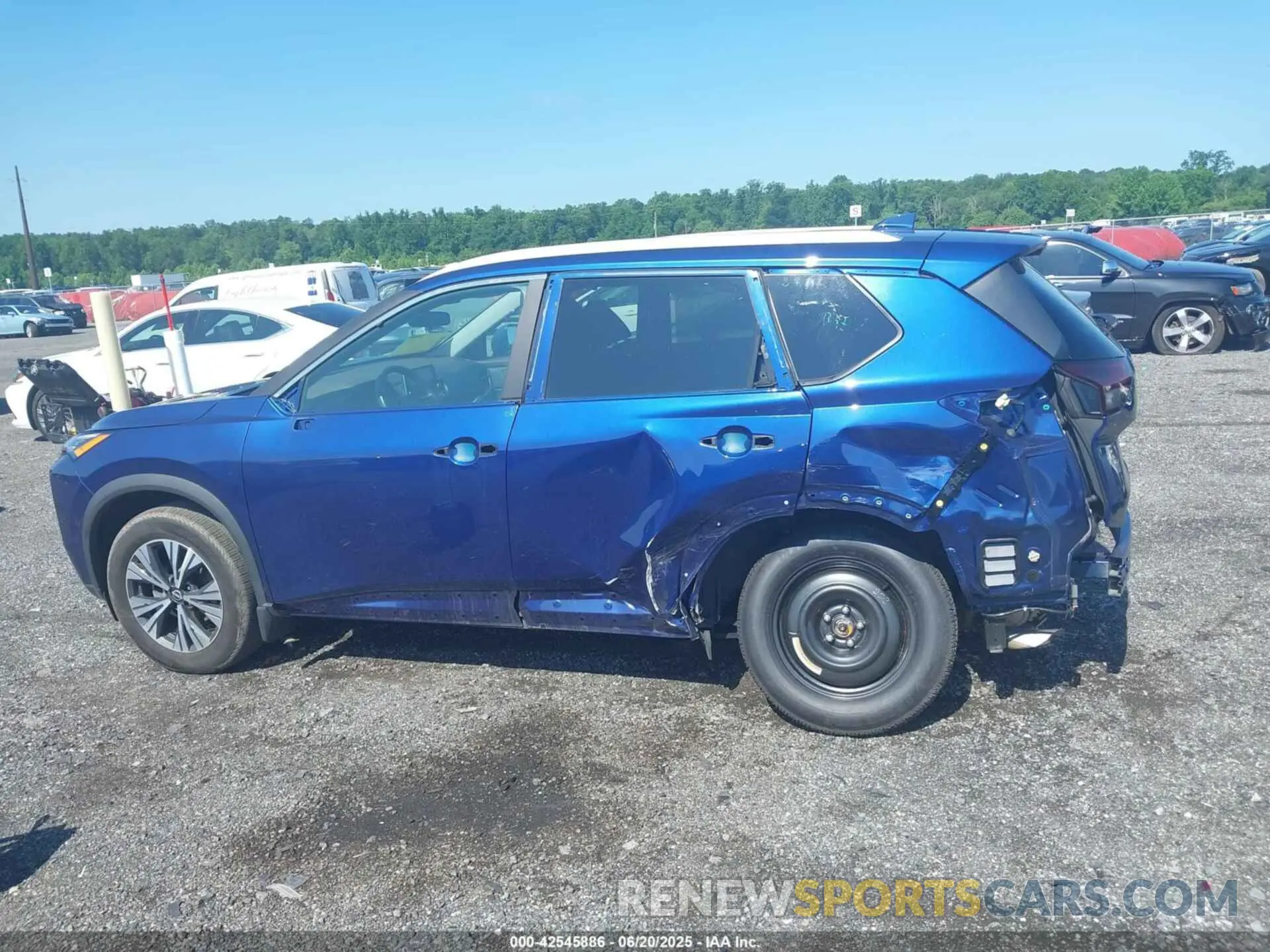 14 Photograph of a damaged car 5N1BT3BB3PC922430 NISSAN ROGUE 2023
