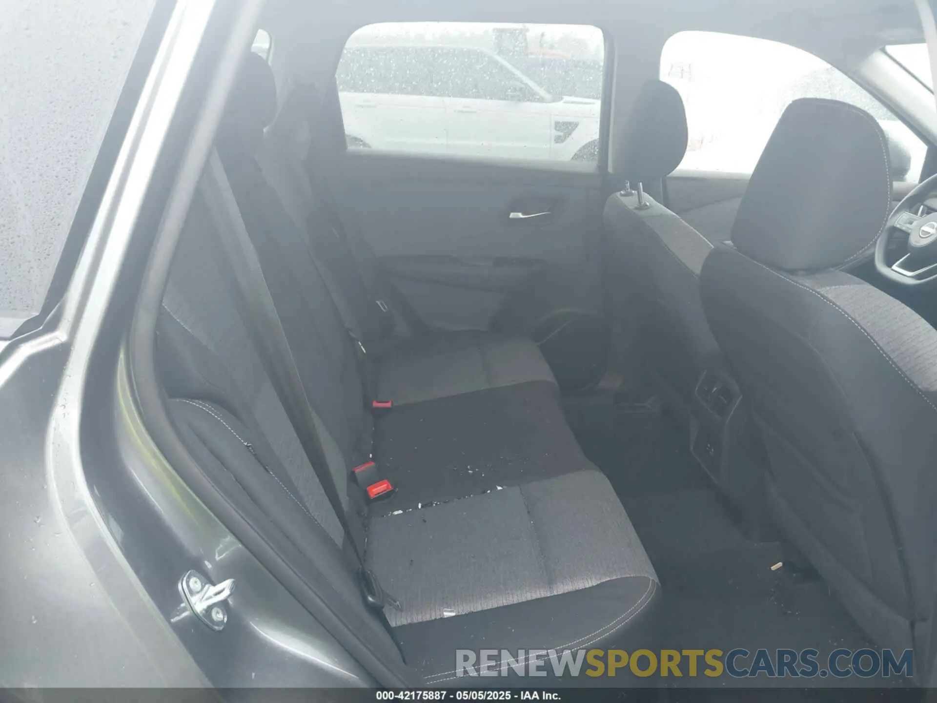 8 Photograph of a damaged car 5N1BT3BB4PC830727 NISSAN ROGUE 2023
