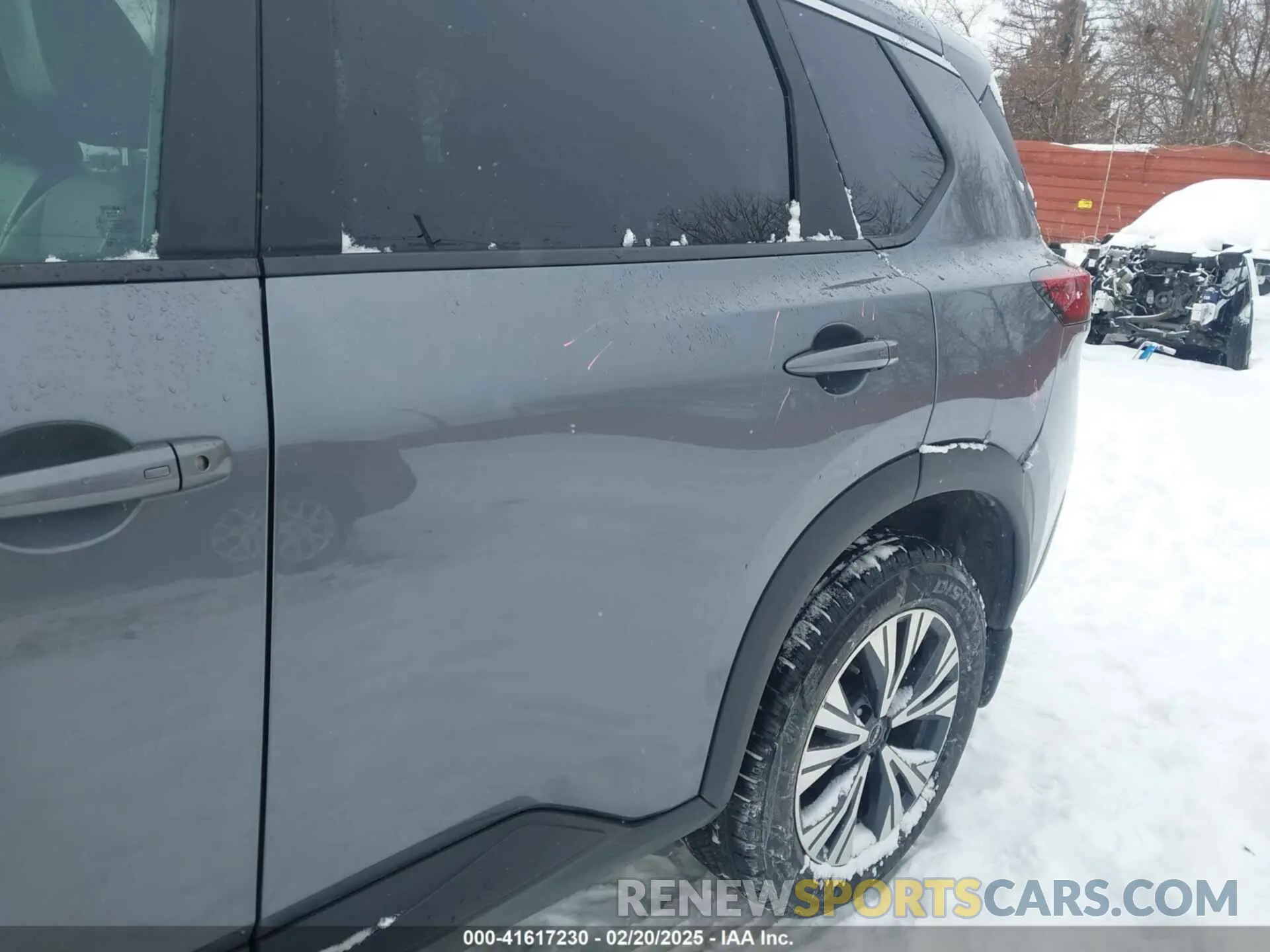 21 Photograph of a damaged car 5N1BT3BB7PC689488 NISSAN ROGUE 2023