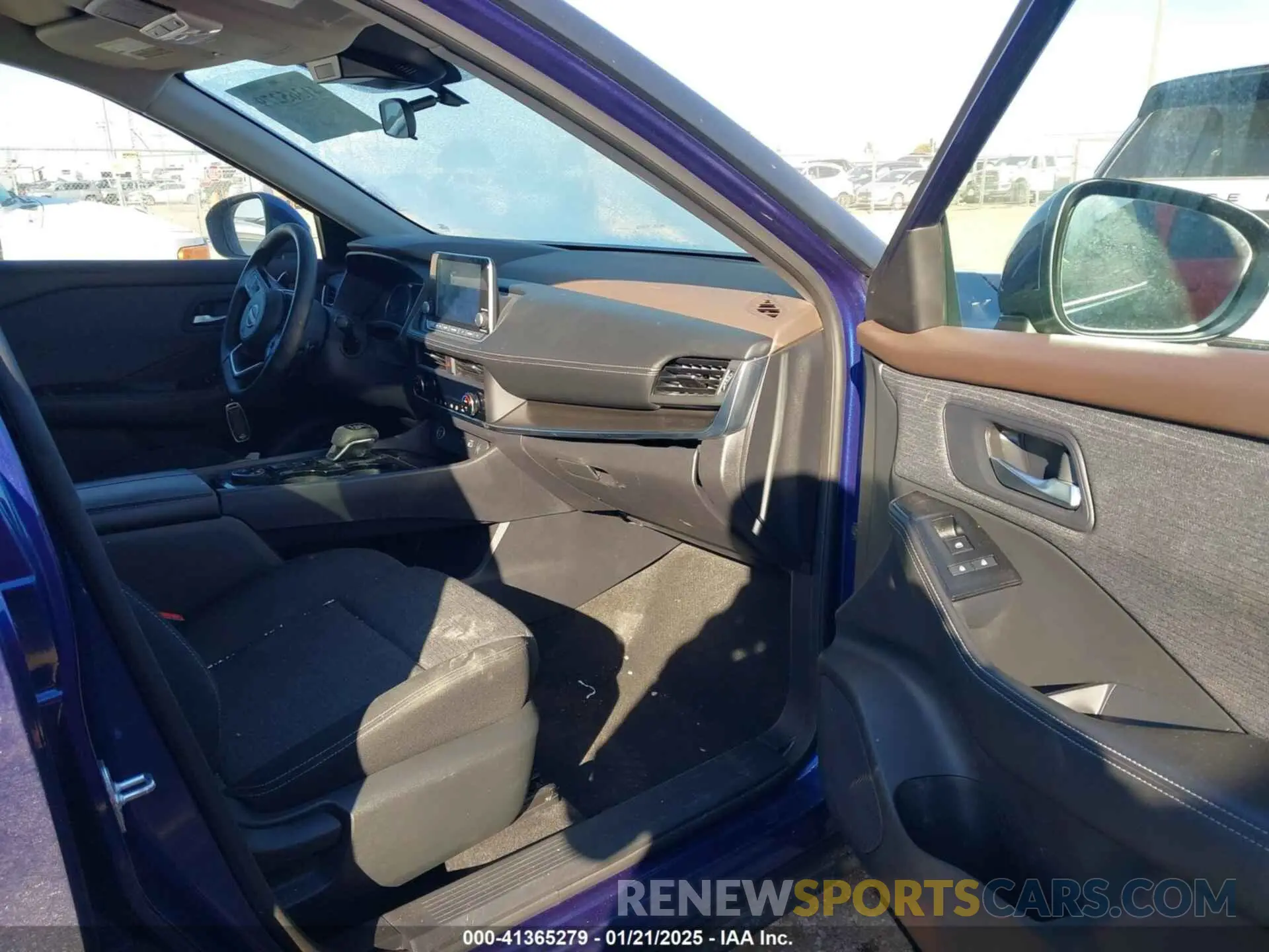 5 Photograph of a damaged car 5N1BT3BB8PC779765 NISSAN ROGUE 2023