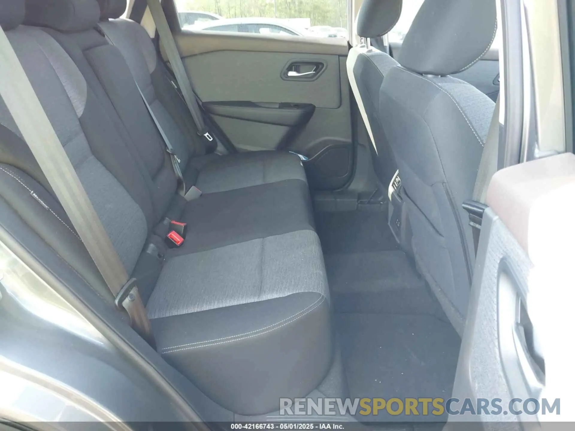 8 Photograph of a damaged car 5N1BT3BB8PC930474 NISSAN ROGUE 2023