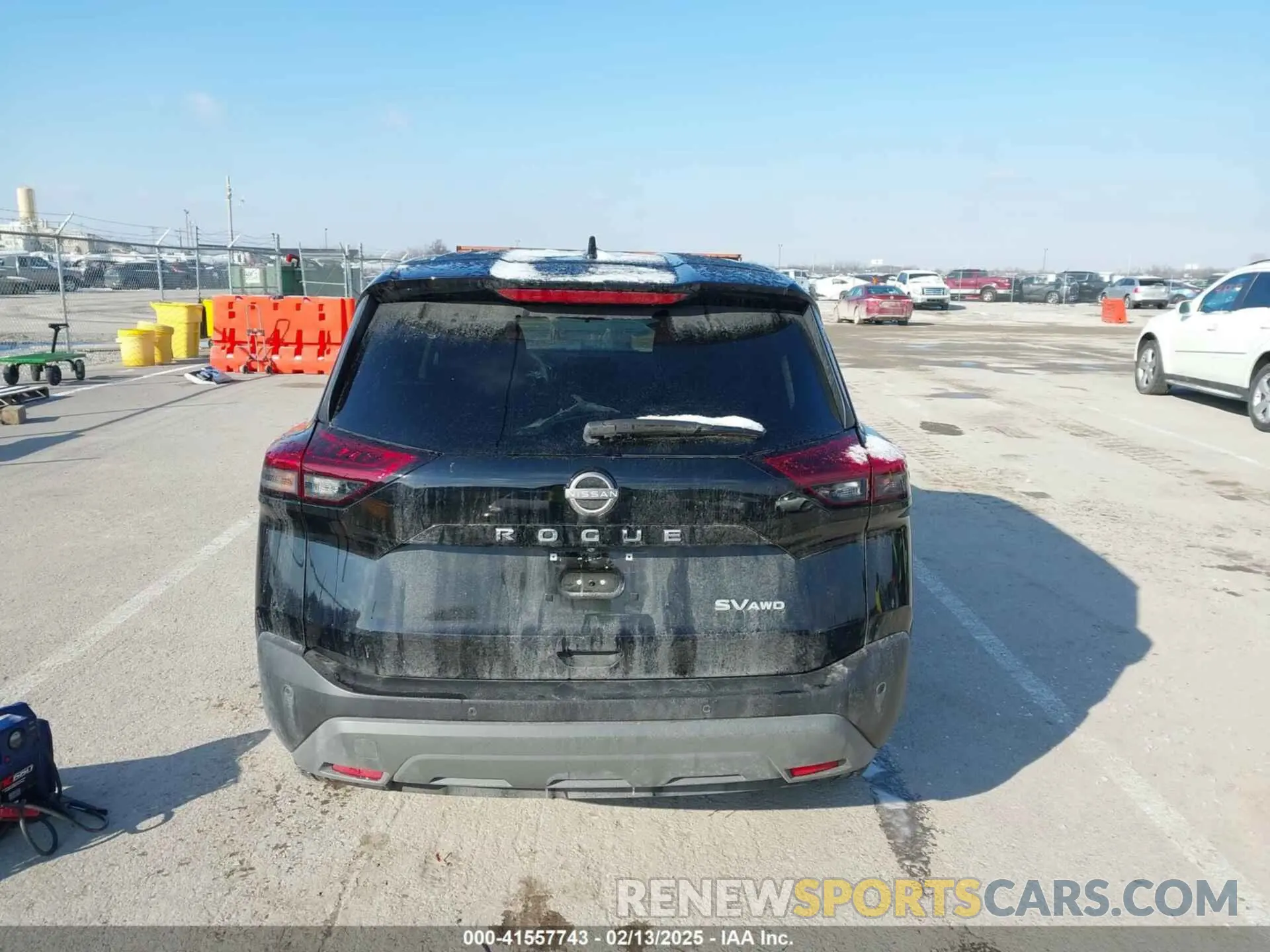 17 Photograph of a damaged car 5N1BT3BB9PC794100 NISSAN ROGUE 2023